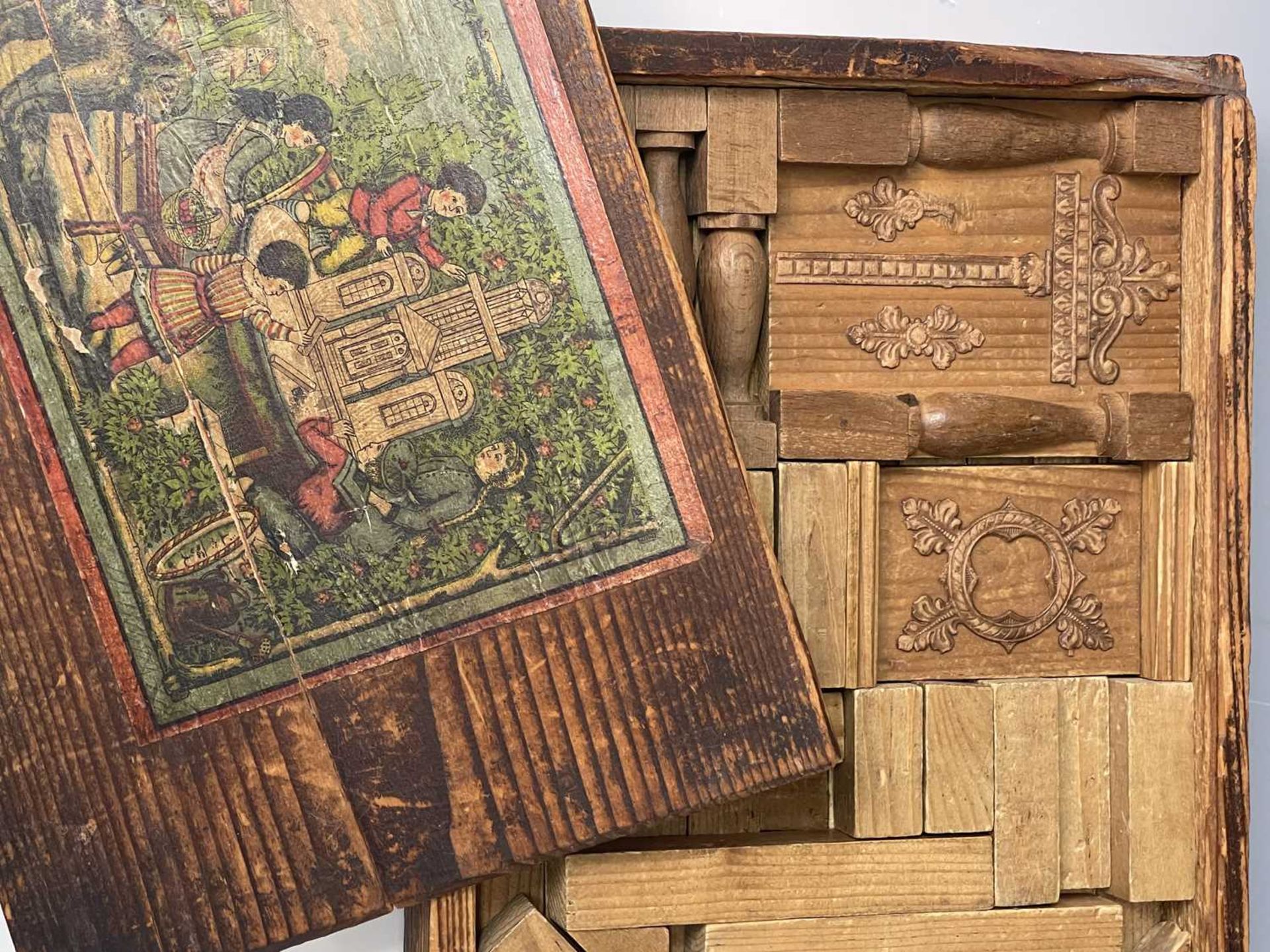 Childs Wooden Building Blocks and Miniature Book. Late 19th century continental building blocks in - Image 2 of 5