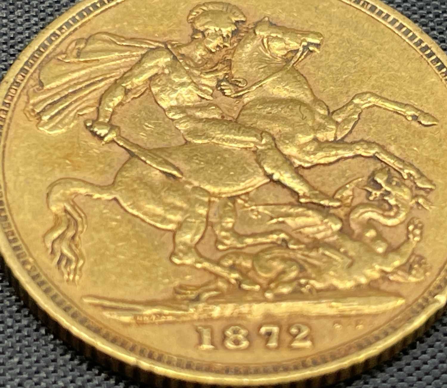 Great Britain Gold Sovereign 1872 George & Dragon Condition: please request a condition report if - Image 2 of 3