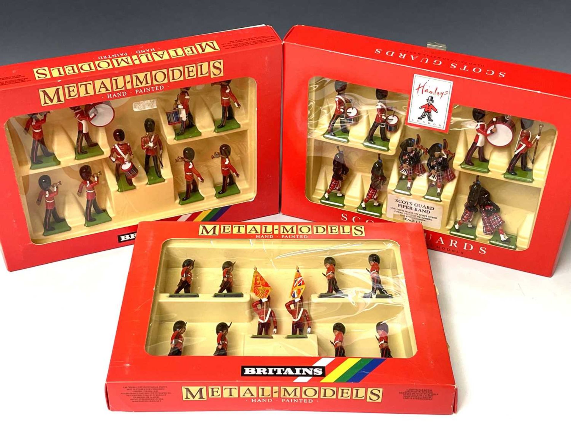 Britains - Scots Guards sets 7206 and 7207 and Hamleys Special Edition - all boxed. 30 figures in - Image 4 of 5