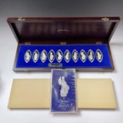 Silver Ingots - The Queen's Beasts set of 10 in wooden presentation box - total weight almost 500