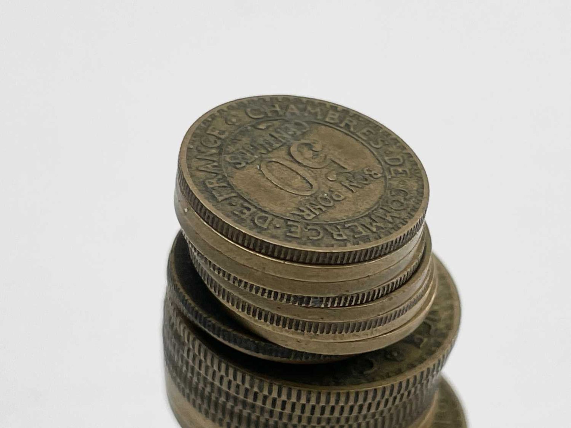 Coins & Banknotes. Lot comprises a Bank of Upper Canada 1857 Bank Token penny in EF condition, - Image 2 of 8