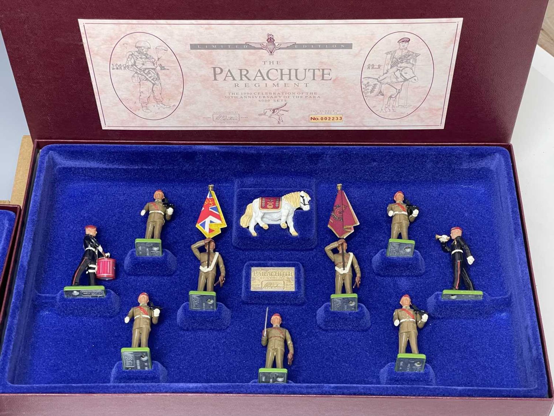 Britains - Royal Marines and Parachute Regiment sets 5190 and 5289 - boxed. 20 figures in total. - Image 5 of 5