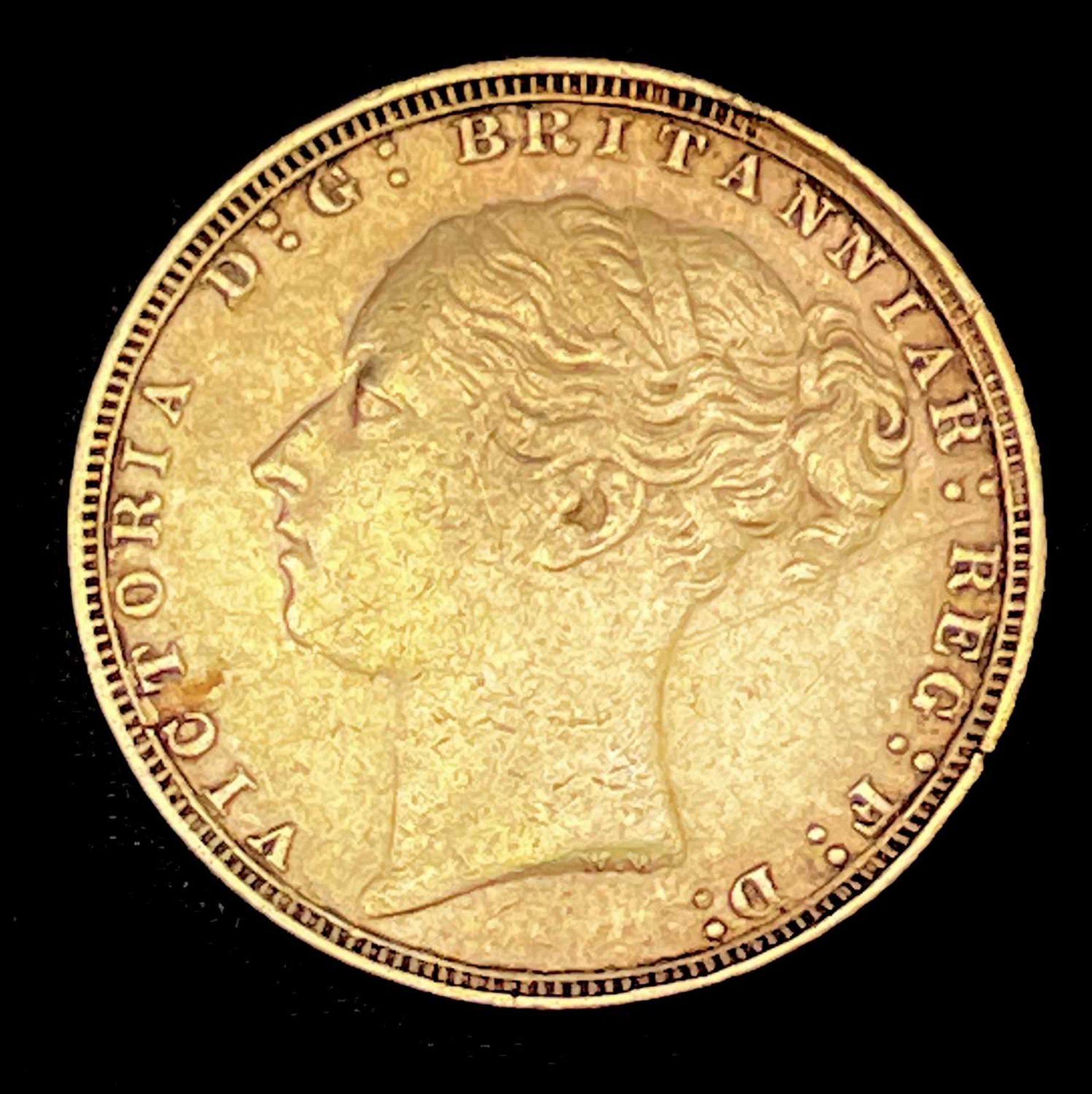 Great Britain Gold Sovereign 1884 George & Dragon Condition: please request a condition report if - Image 2 of 2