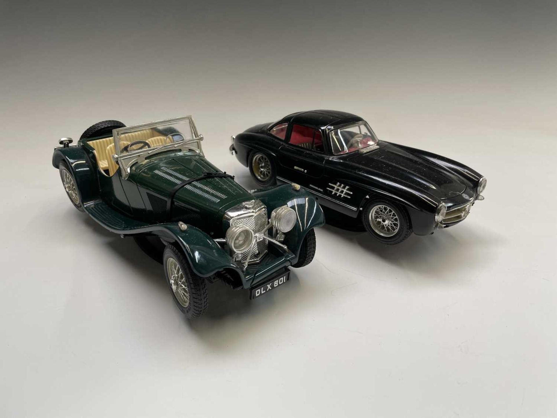 Burago 1/18 Scale Die Cast Cars (x4) etc. Comprising: Jaguar SS100, Ferrari Testarossa, Mercedes - Image 4 of 8