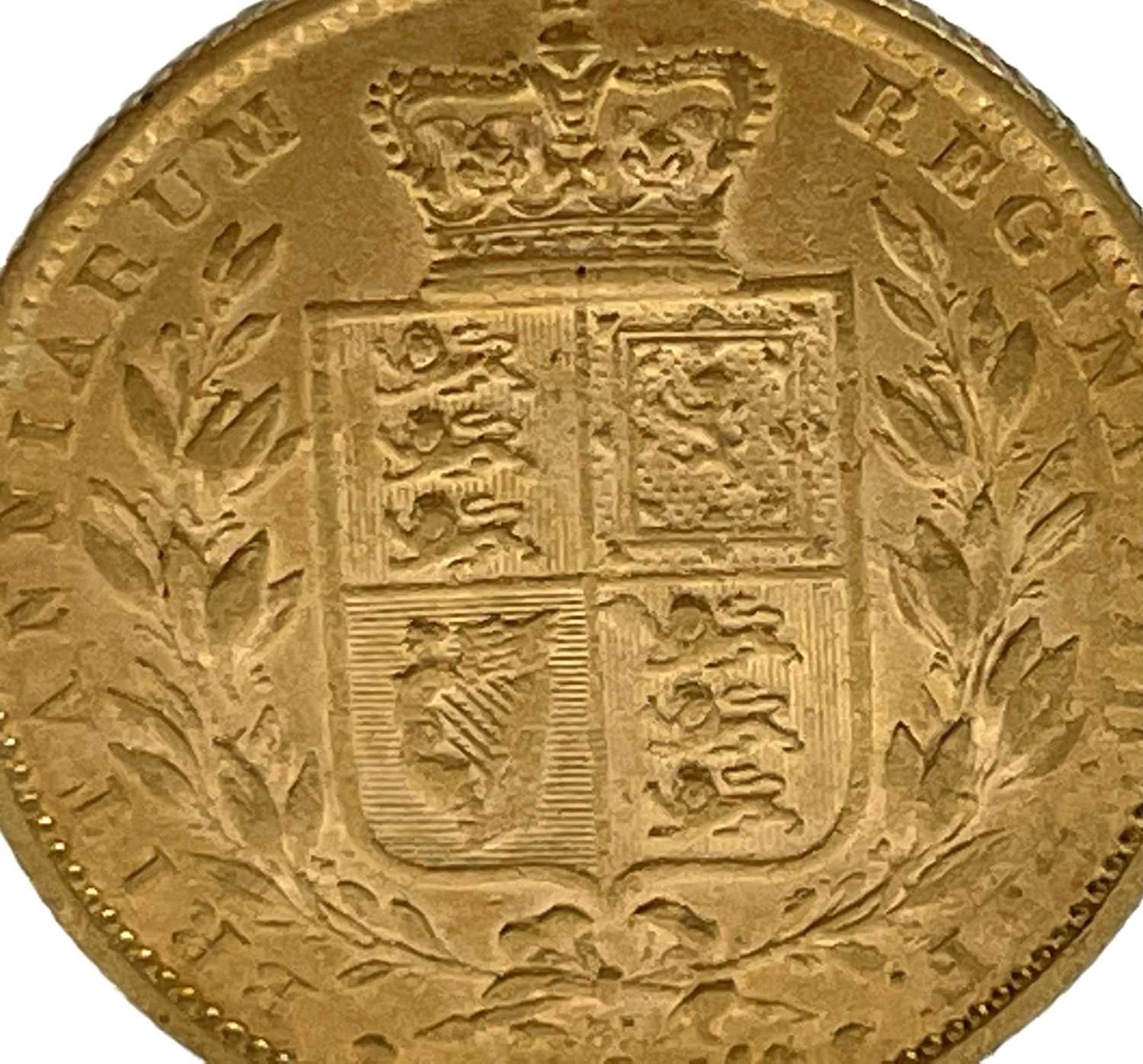 Great Britain Gold Sovereign 1864 Die no.81 Shield Back Condition: please request a condition report - Image 5 of 6