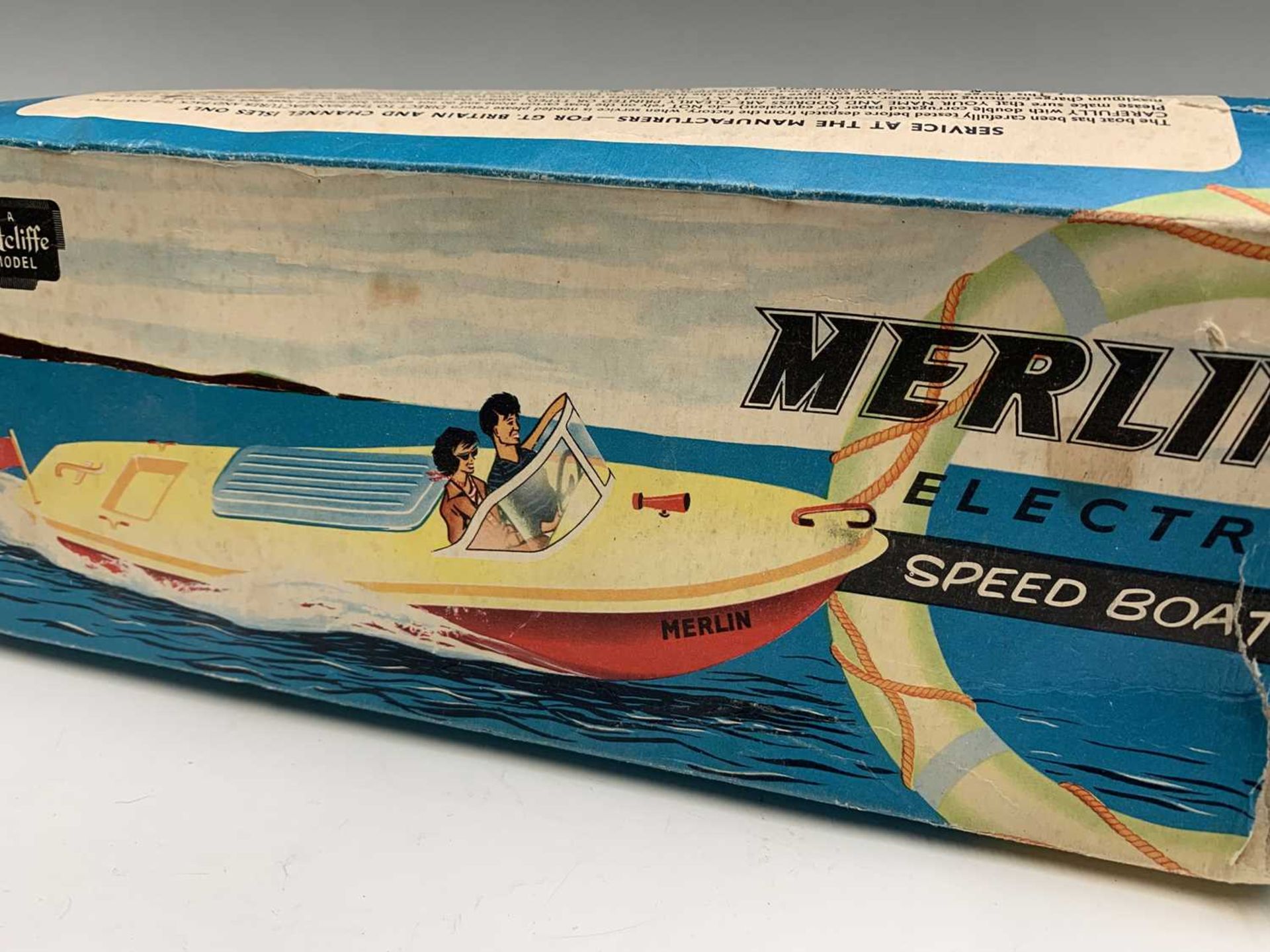 Sutcliffe Merlin Electric Speedboat, plus 18 Diecast Models. A boxed Sutcliffe tin plate painted - Image 3 of 7