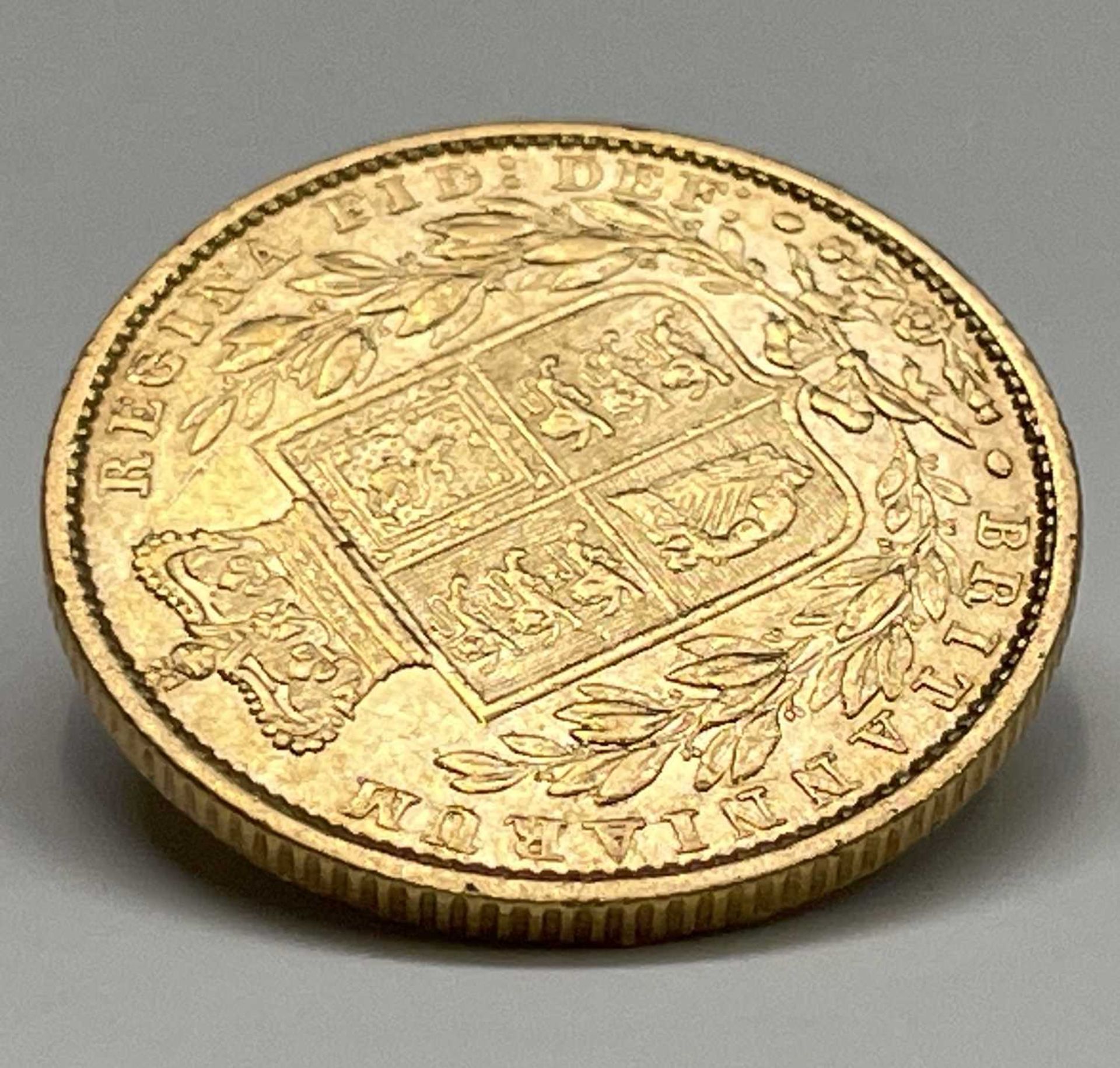 Great Britain Gold Sovereign 1849 Queen Victoria Shield Back low mintage Condition: please request a - Image 5 of 5