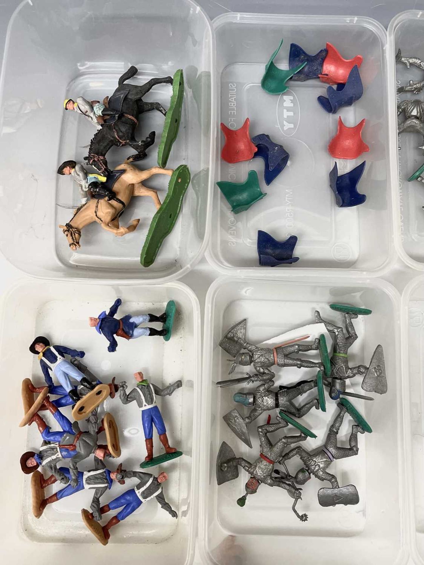 1960s-1970s Plastic swap-it type figures by Britains and Timpo. Large lot sorted into containers. - Image 3 of 7