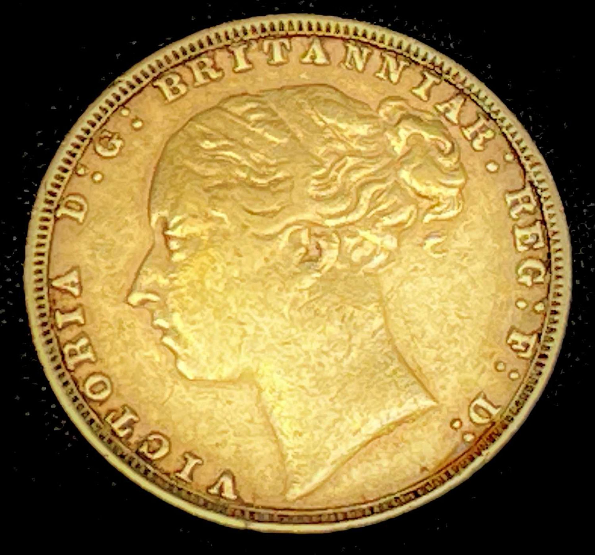 Great Britain Gold Sovereign 1880 George & Dragon Additional Information: Melbourne mint mark is - Image 3 of 4