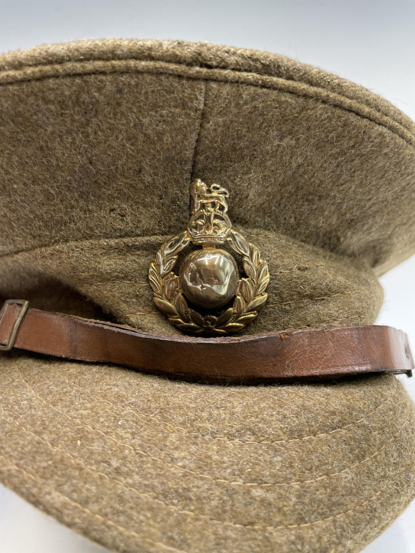 Royal Marines / other Helmets, Hats, etc. Comprising an excellent quality Royal Marines Pith - Image 6 of 13