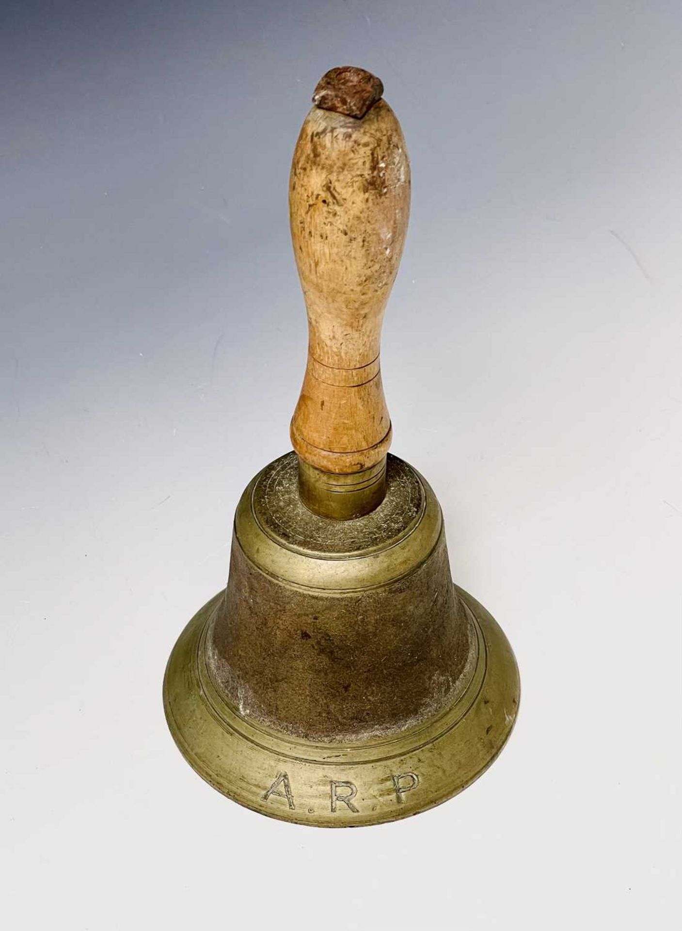 World War Two Air Raid Patrol Hand Bell. A wooden handled brass bell height 10". Condition: please - Image 4 of 4