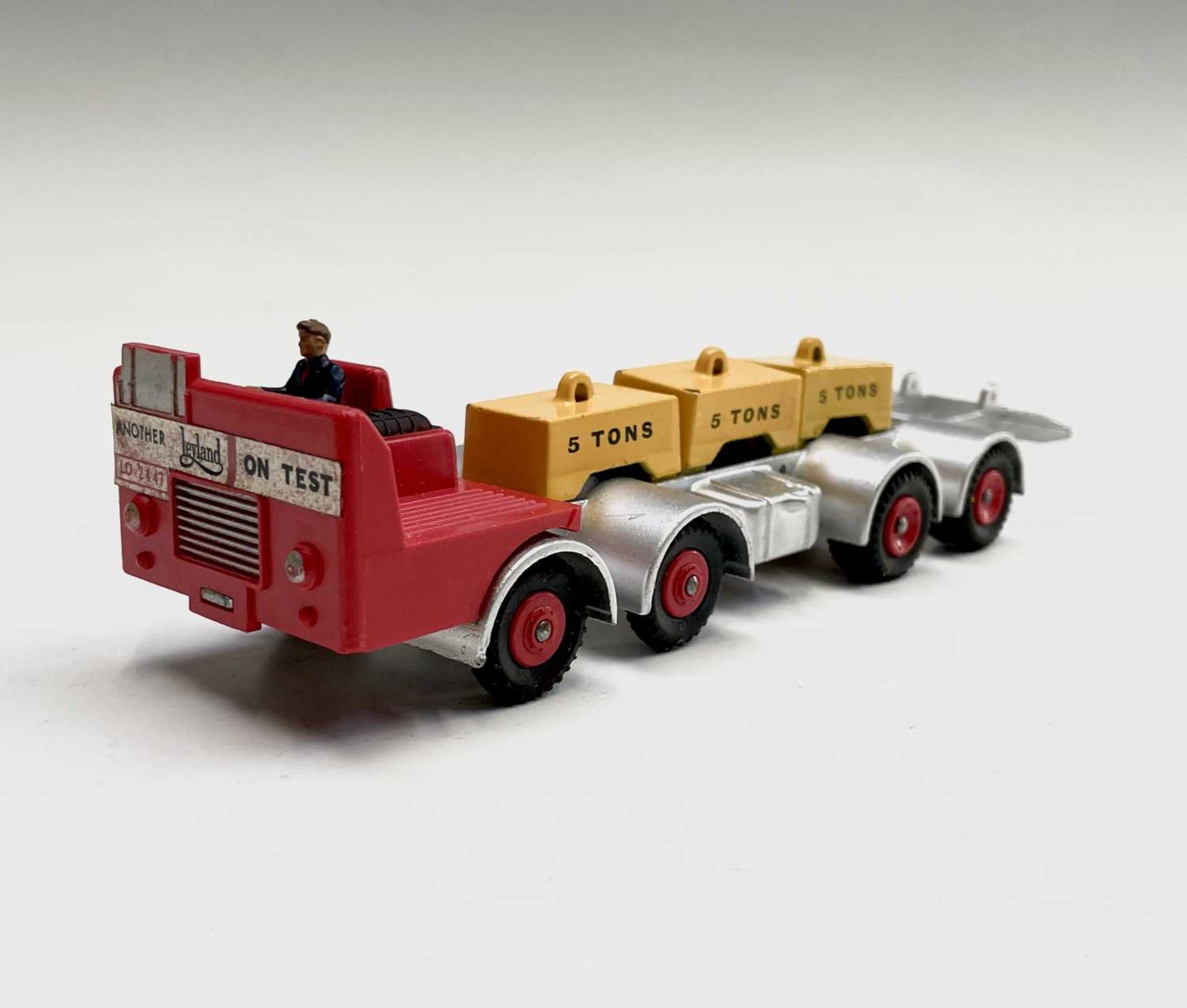 Dinky Toys - 3 boxed. Leyland 8-wheeled chassis no.936 - minor chipping - steering wheel unattached, - Image 2 of 6