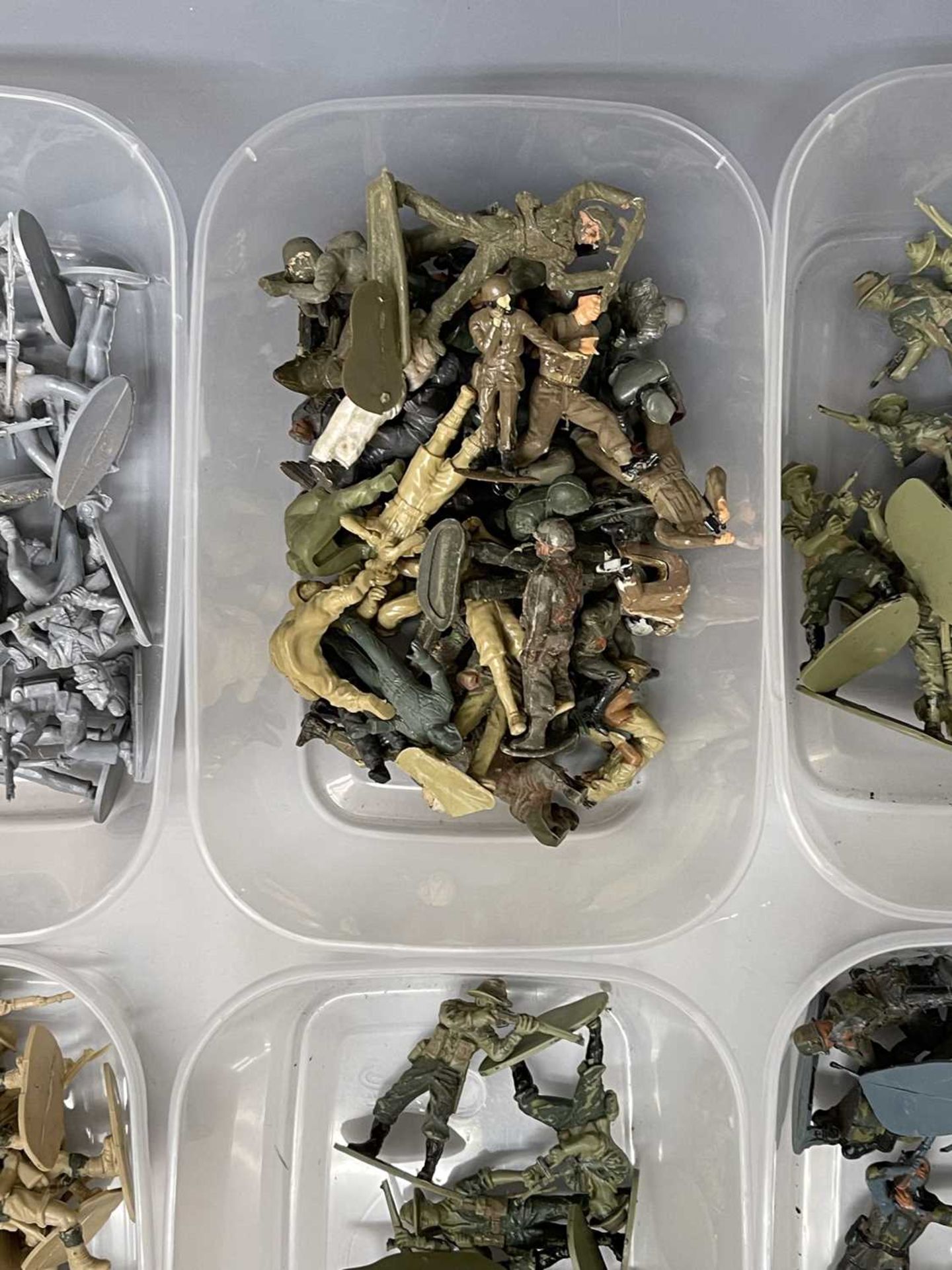 1960s-1980s Plastic Soldiers. Large quantity of mostly Airfix figures sorted into containers - WWII, - Image 10 of 12