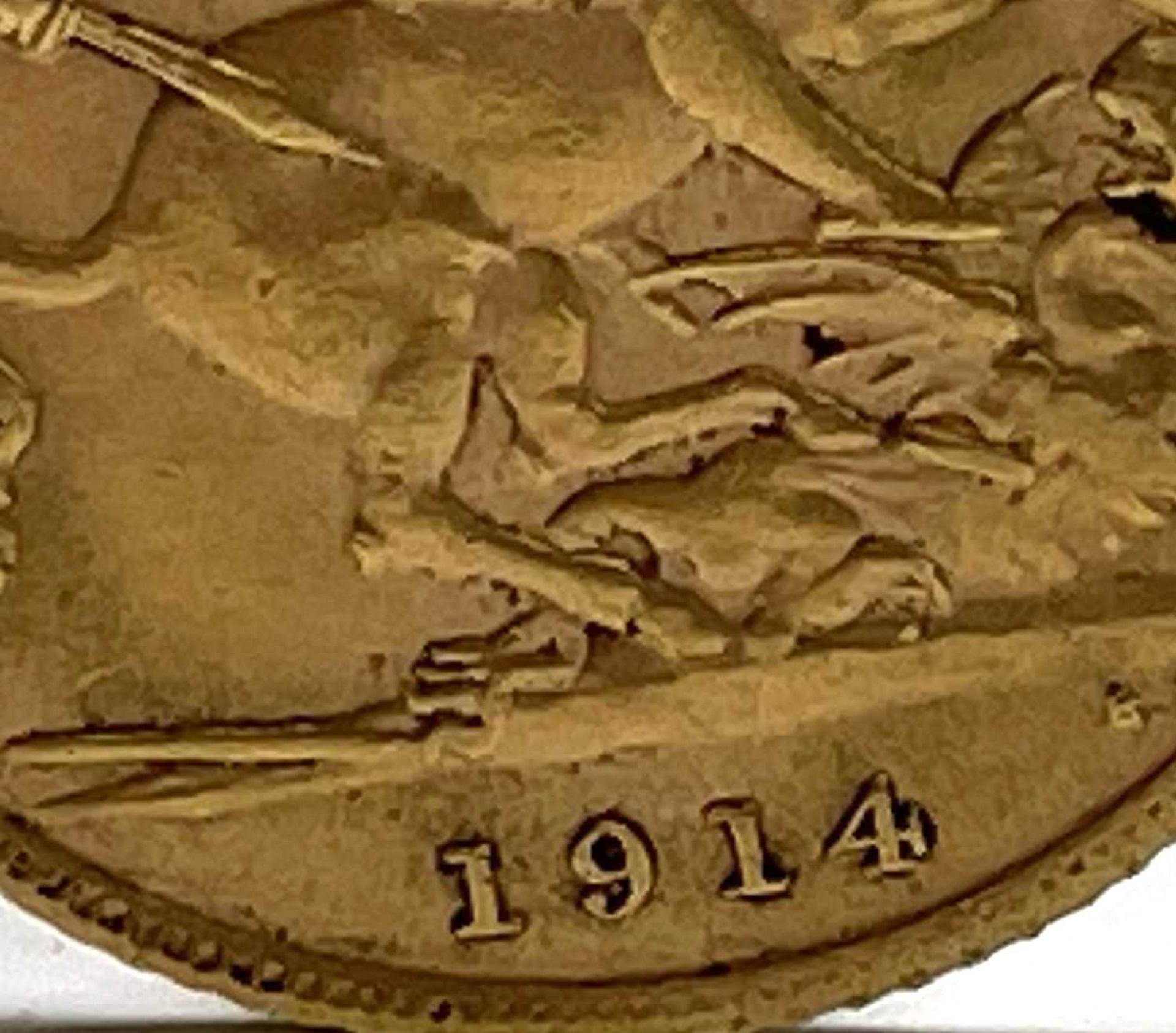 Great Britain Gold Half Sovereign 1914 King George V Condition: please request a condition report if - Image 3 of 5