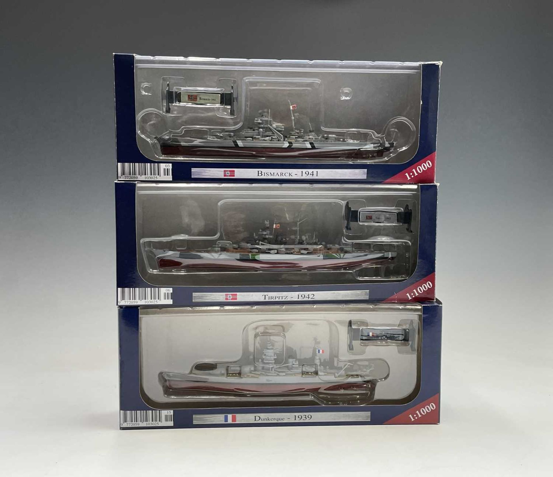Military - Second World War Naval Craft. 3 boxes containing 15 boxed "Warship of WWII Collection" - Image 2 of 14