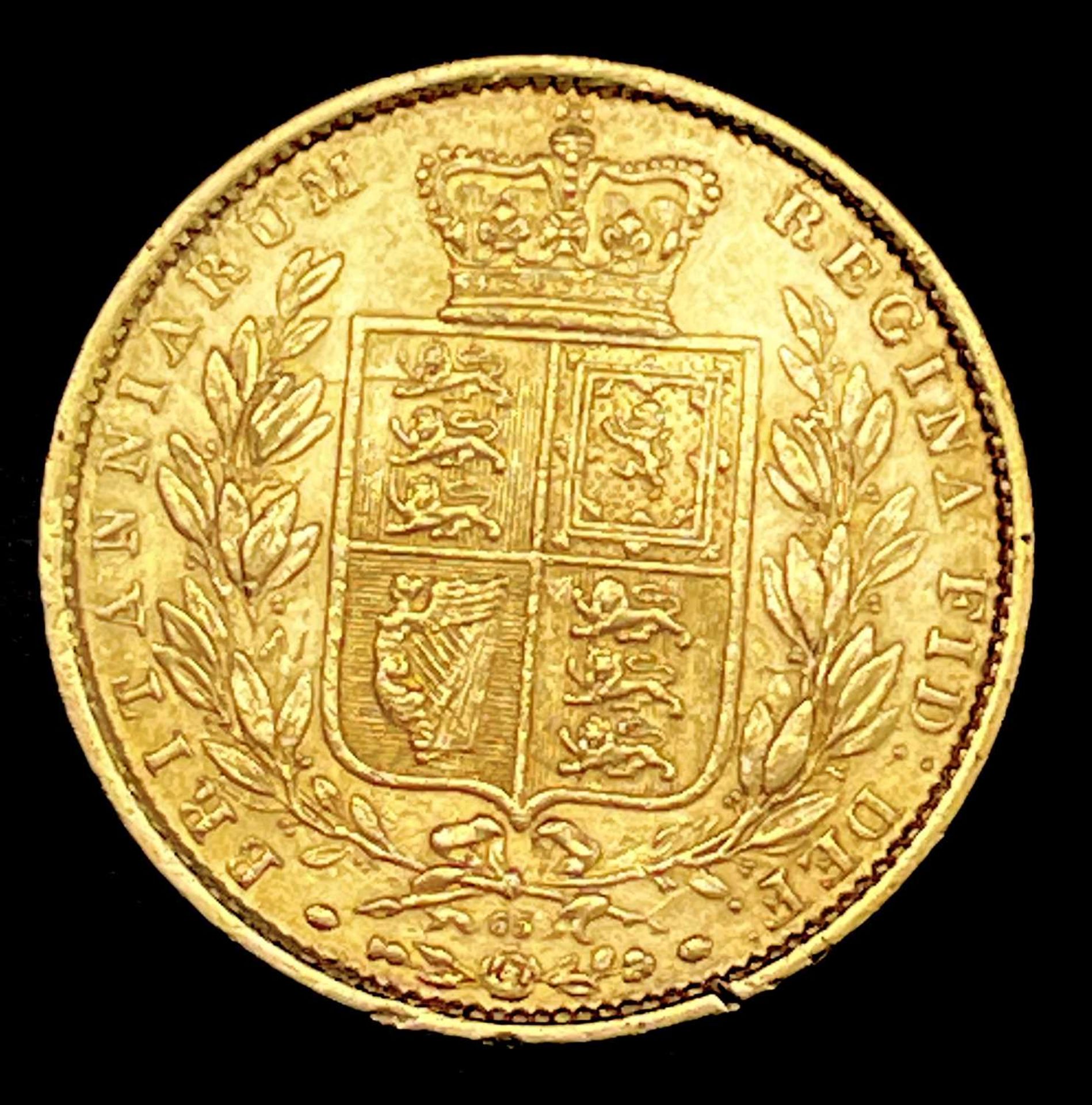 Great Britain Gold Sovereign 1868 Die no.37 Shield Back low mintage. Condition: please request a