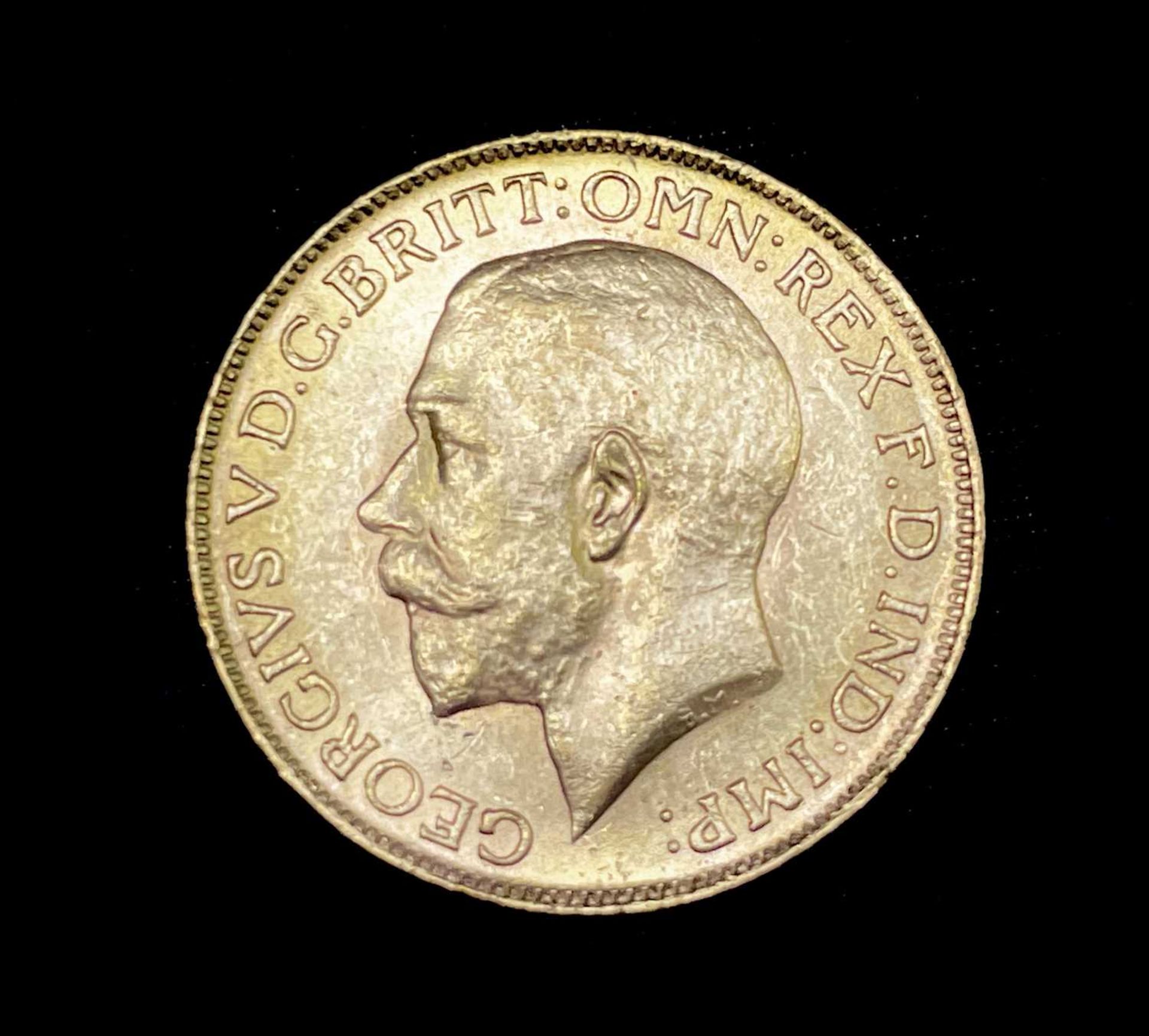 Great Britain Gold Sovereign 1917 EF George V. C (Ottawa mint mark). Condition: please request a