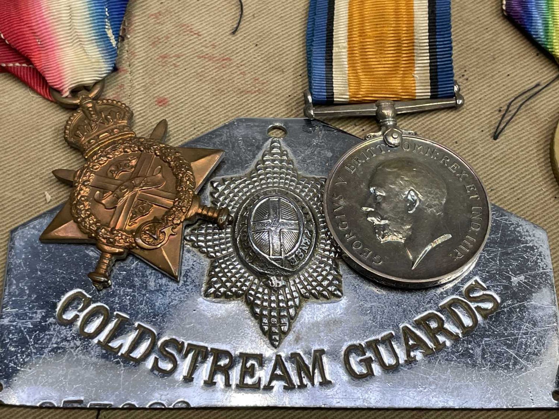 World War One Medals and Miscellaneous Military Items. Lot includes a 1914 Mons Star and Bar to - Image 10 of 13