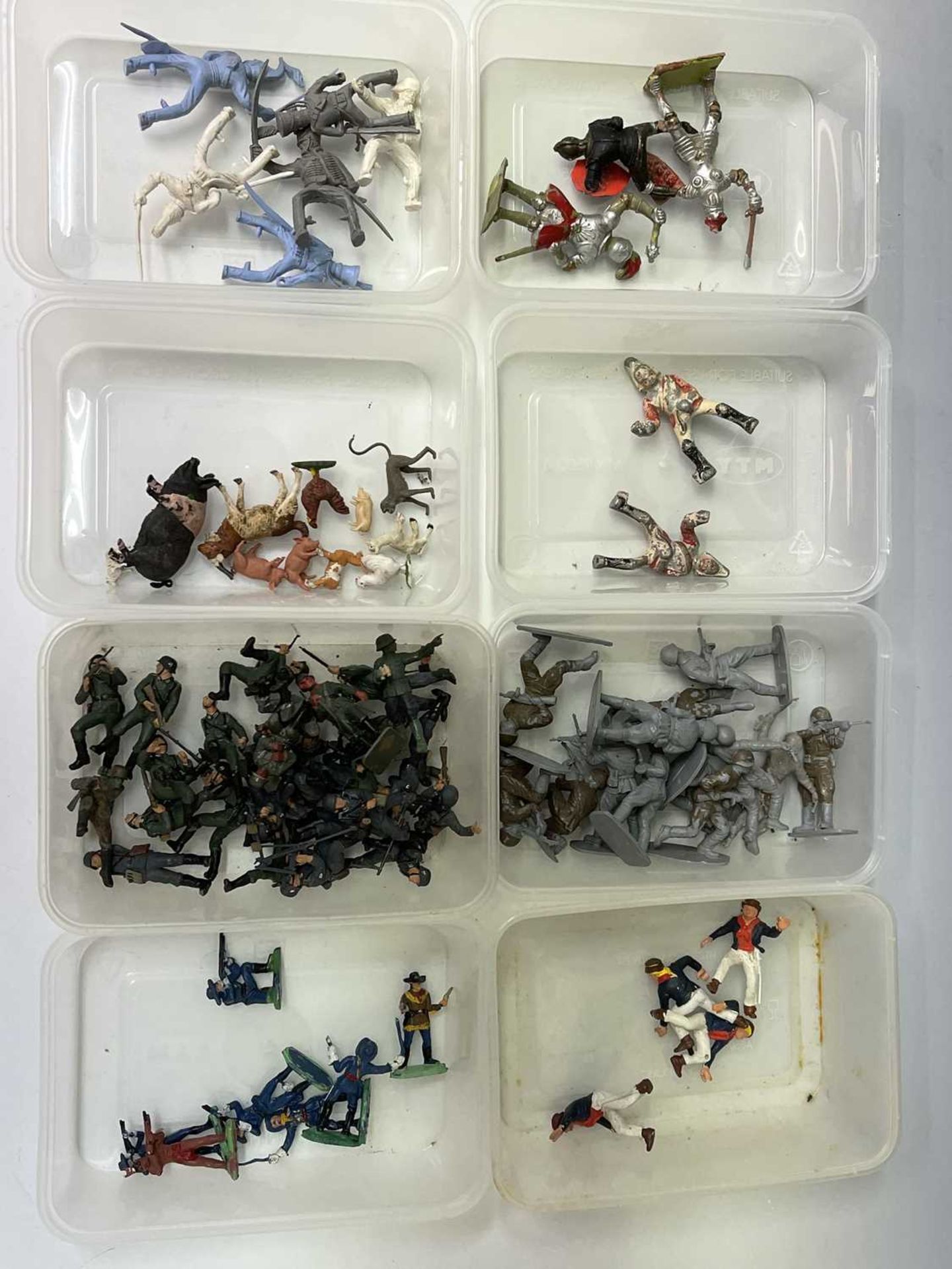 1960s-1980s Plastic Soldiers. Large quantity of mostly Airfix figures sorted into containers - WWII, - Image 8 of 12