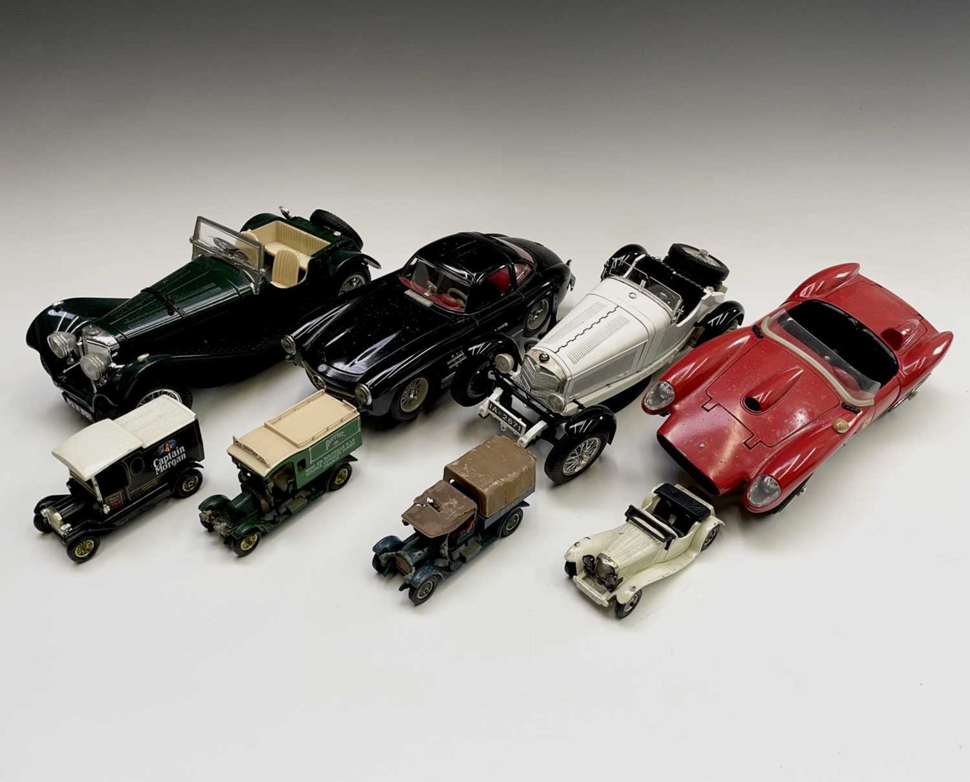 Burago 1/18 Scale Die Cast Cars (x4) etc. Comprising: Jaguar SS100, Ferrari Testarossa, Mercedes