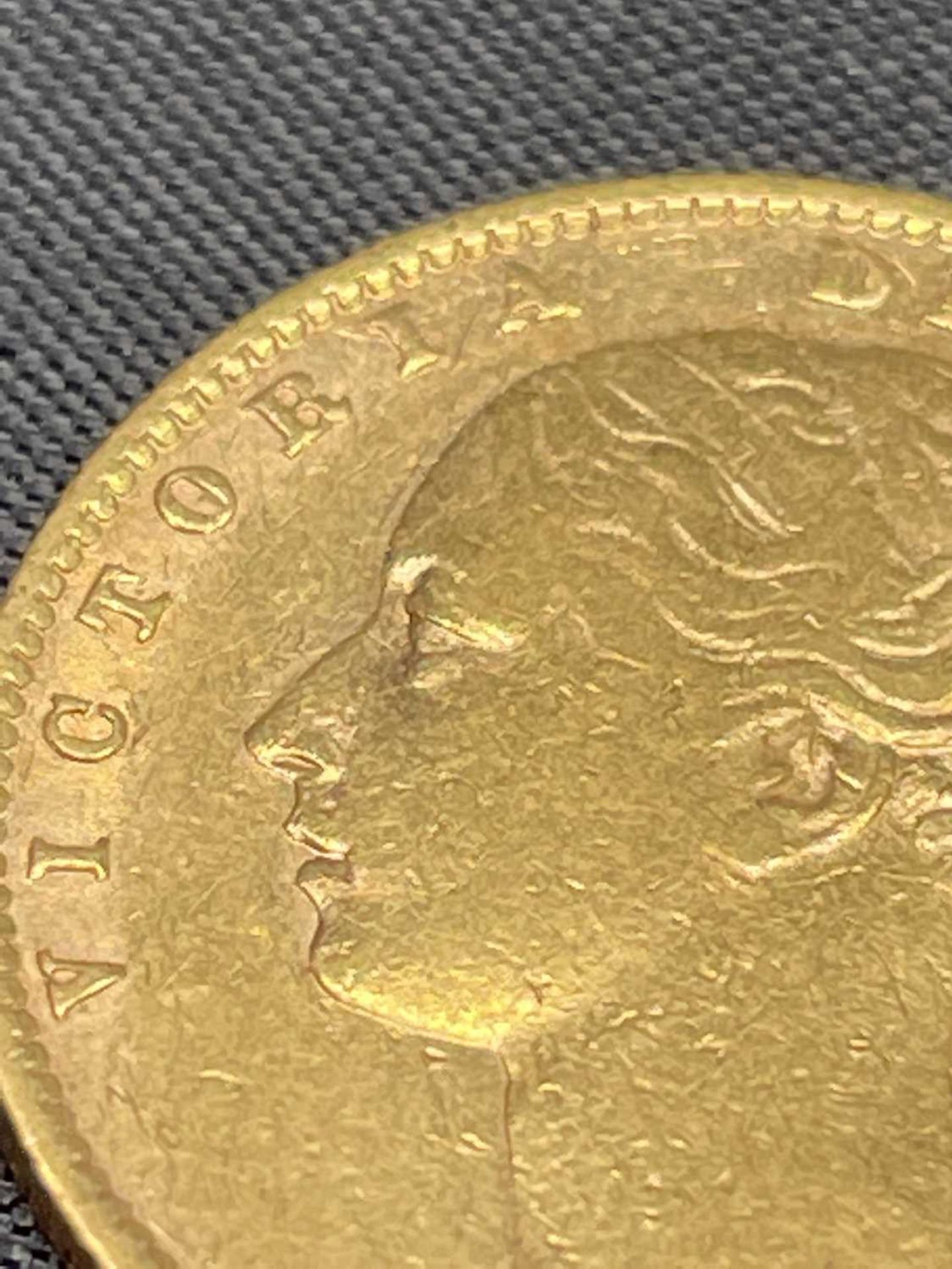 Great Britain Gold Sovereign 1875 Shield Back. Sydney Mint. Condition: please request a condition - Image 5 of 5