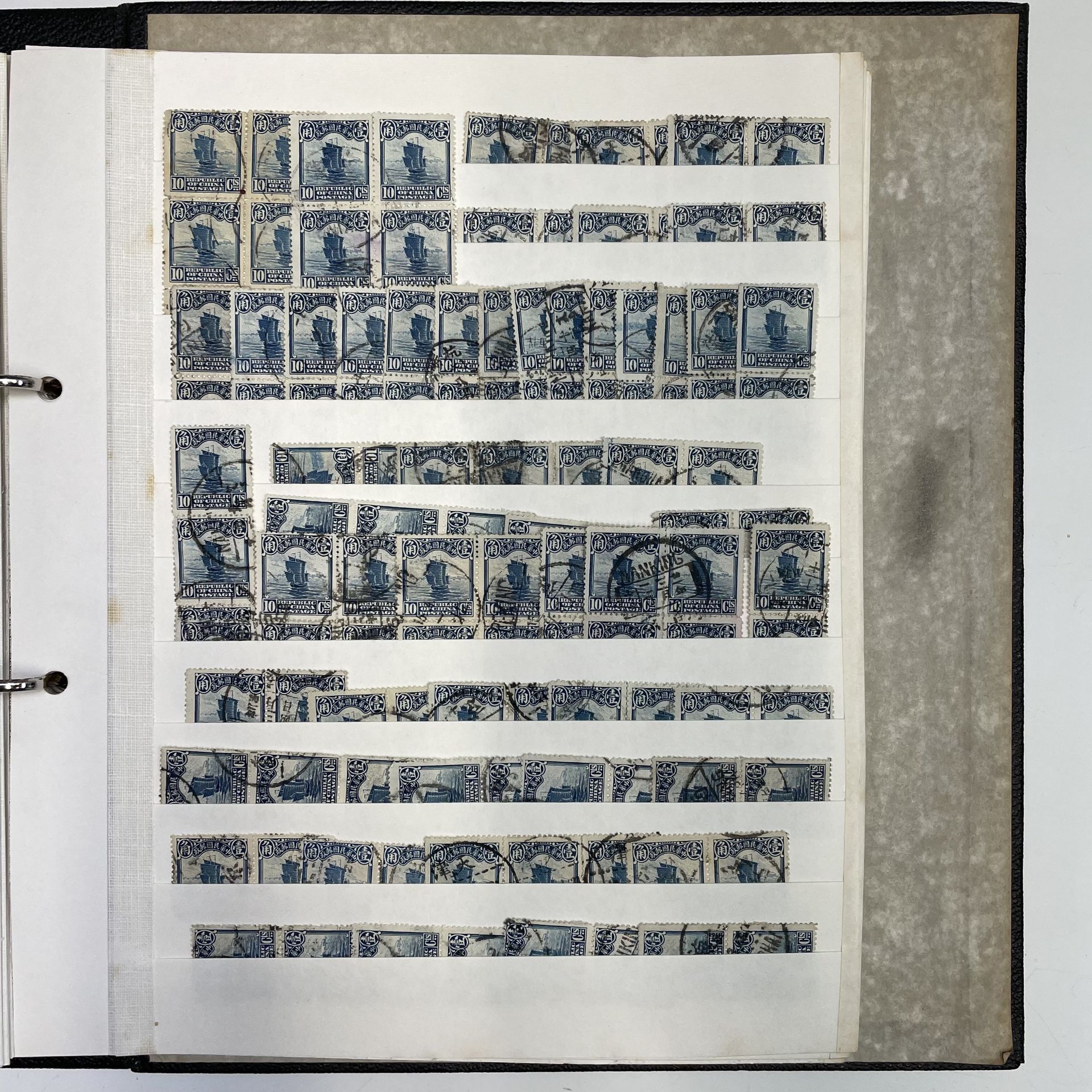 China. A binder containing many hundreds of used singles, pairs and blocks of the 1912 Junk, Rice- - Image 6 of 20
