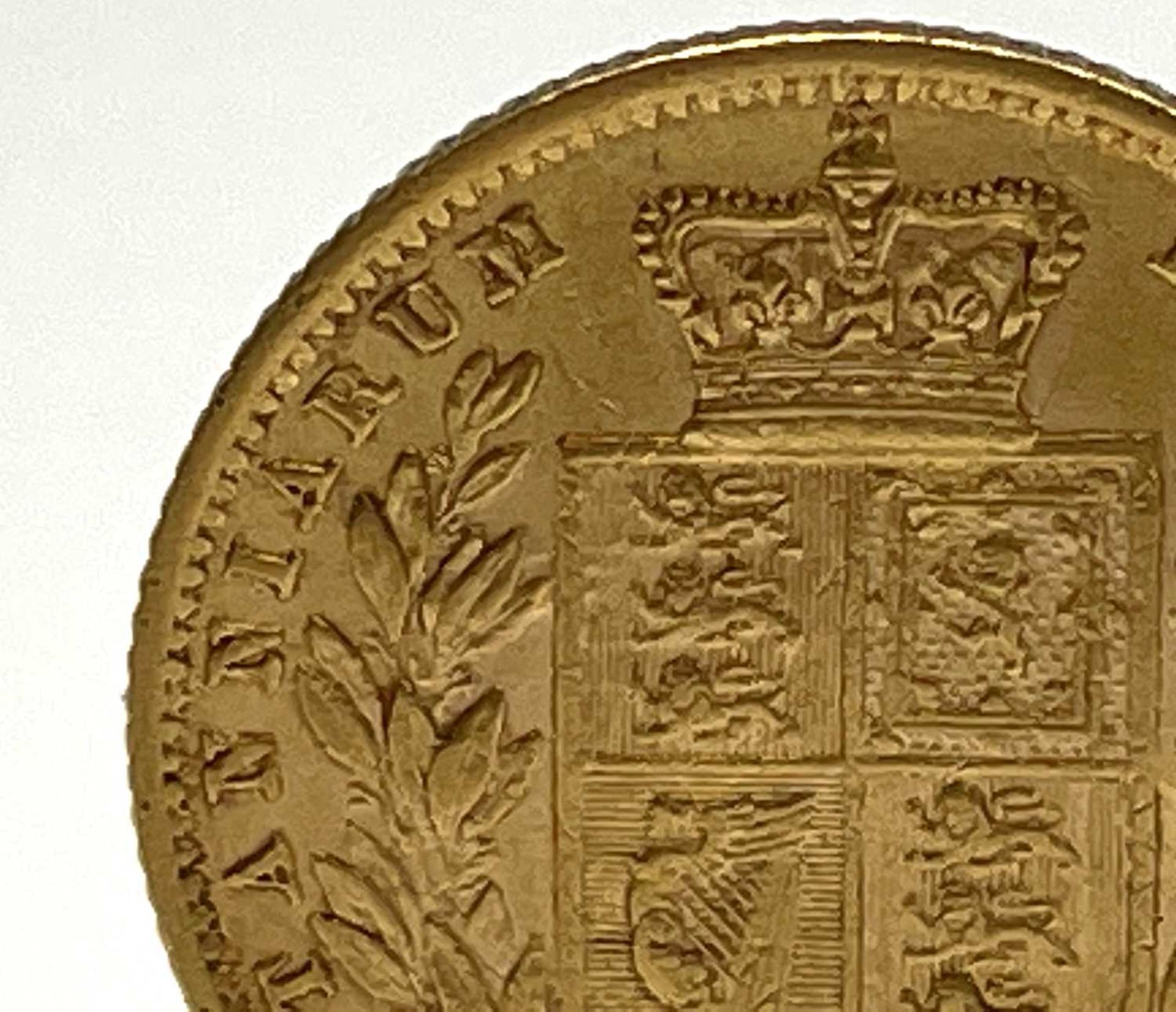 Great Britain Gold Sovereign 1865 Die no.23 Shield Back low mintage Condition: please request a - Image 6 of 10