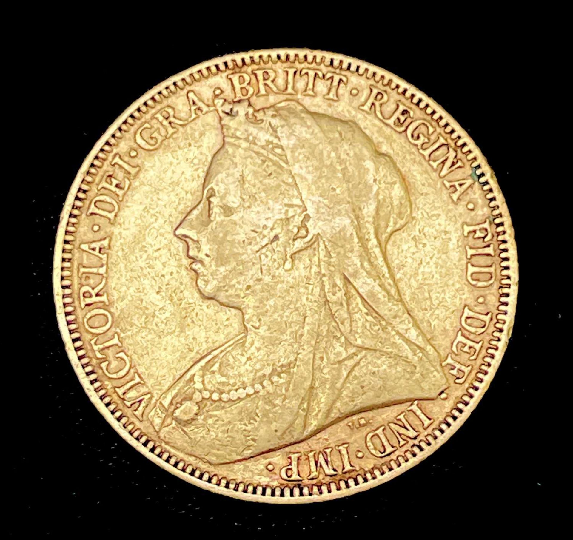Great Britain Gold Sovereign 1895 Veiled Head Condition: please request a condition report if you - Image 2 of 2