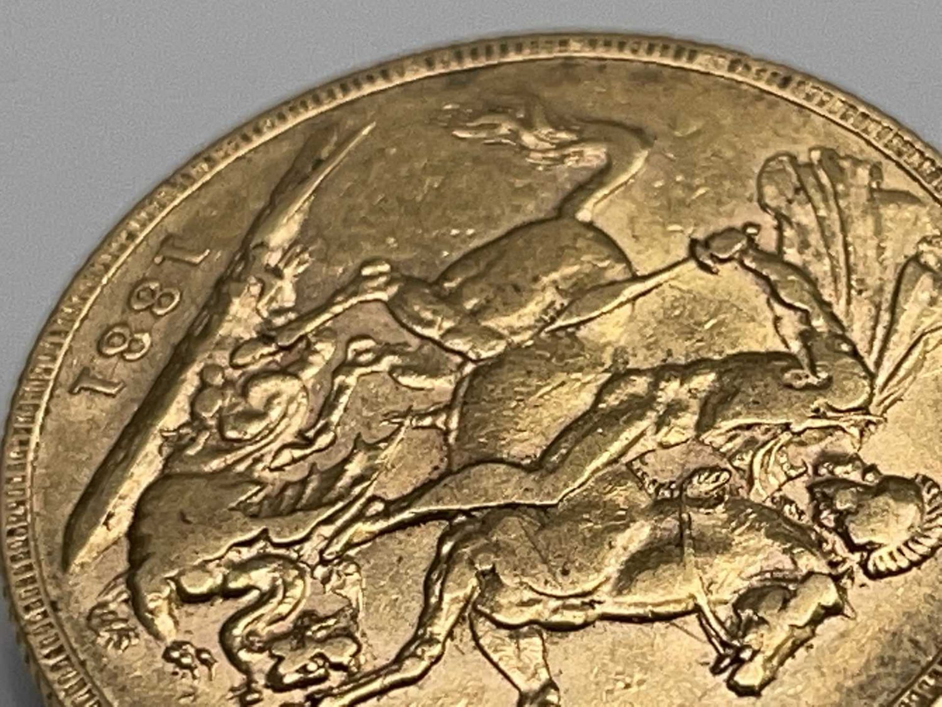 Great Britain Gold Sovereign 1881 George & Dragon Additional Information: Sydney mint mark is - Image 2 of 4