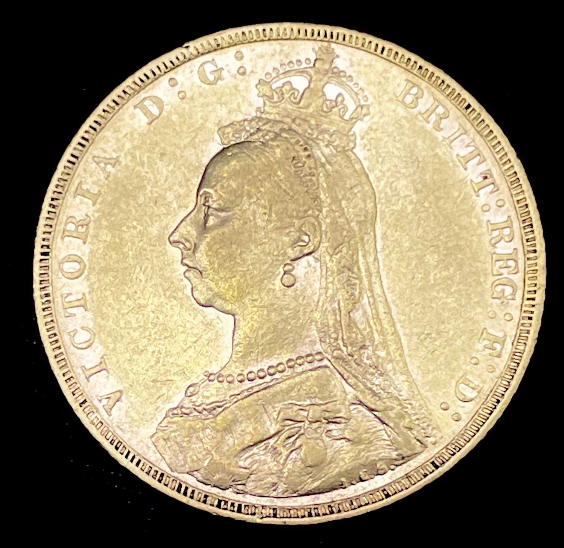 Great Britain Gold Sovereign 1889 Jubilee Head EF Note: Melbourne mint mark apparent Condition: