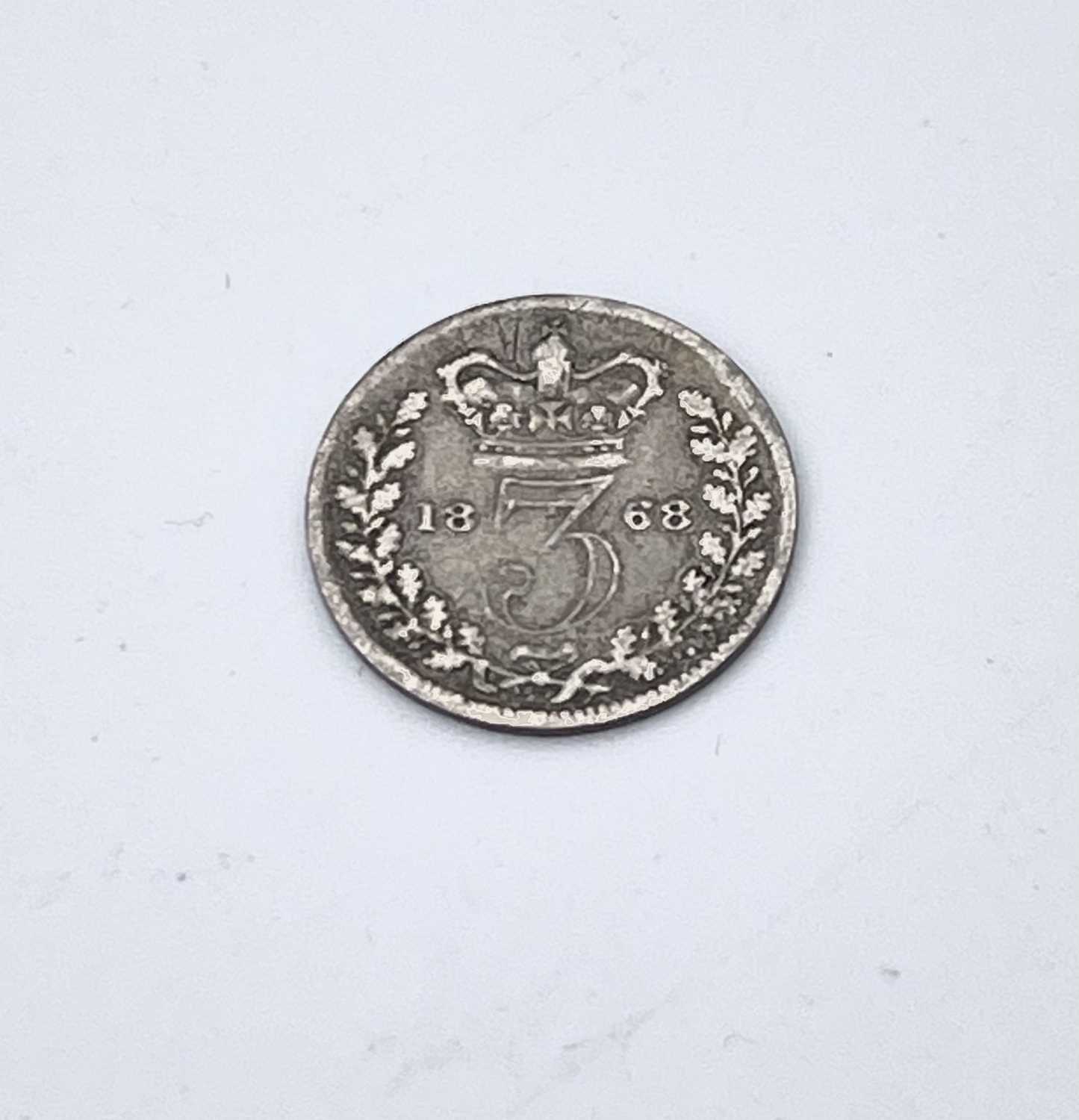 Silver Threepence 1868 Error Coin. The 1868 "RRITANNIAR" error coin - catalogued in current coin - Image 3 of 4