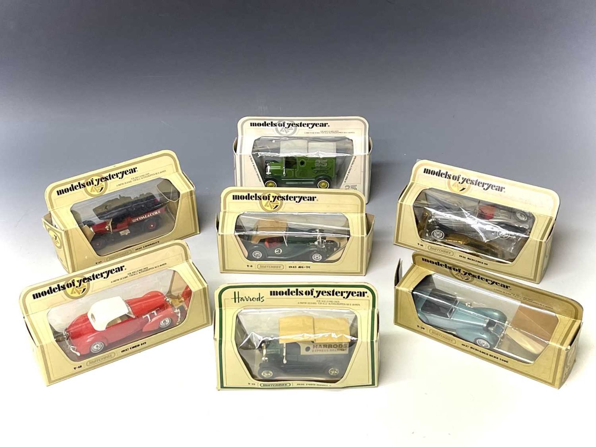 Die Cast Toys. A box containing ten Matchbox models of Yesteryear. Mostly boxed, four Matchbox 1: - Image 3 of 4