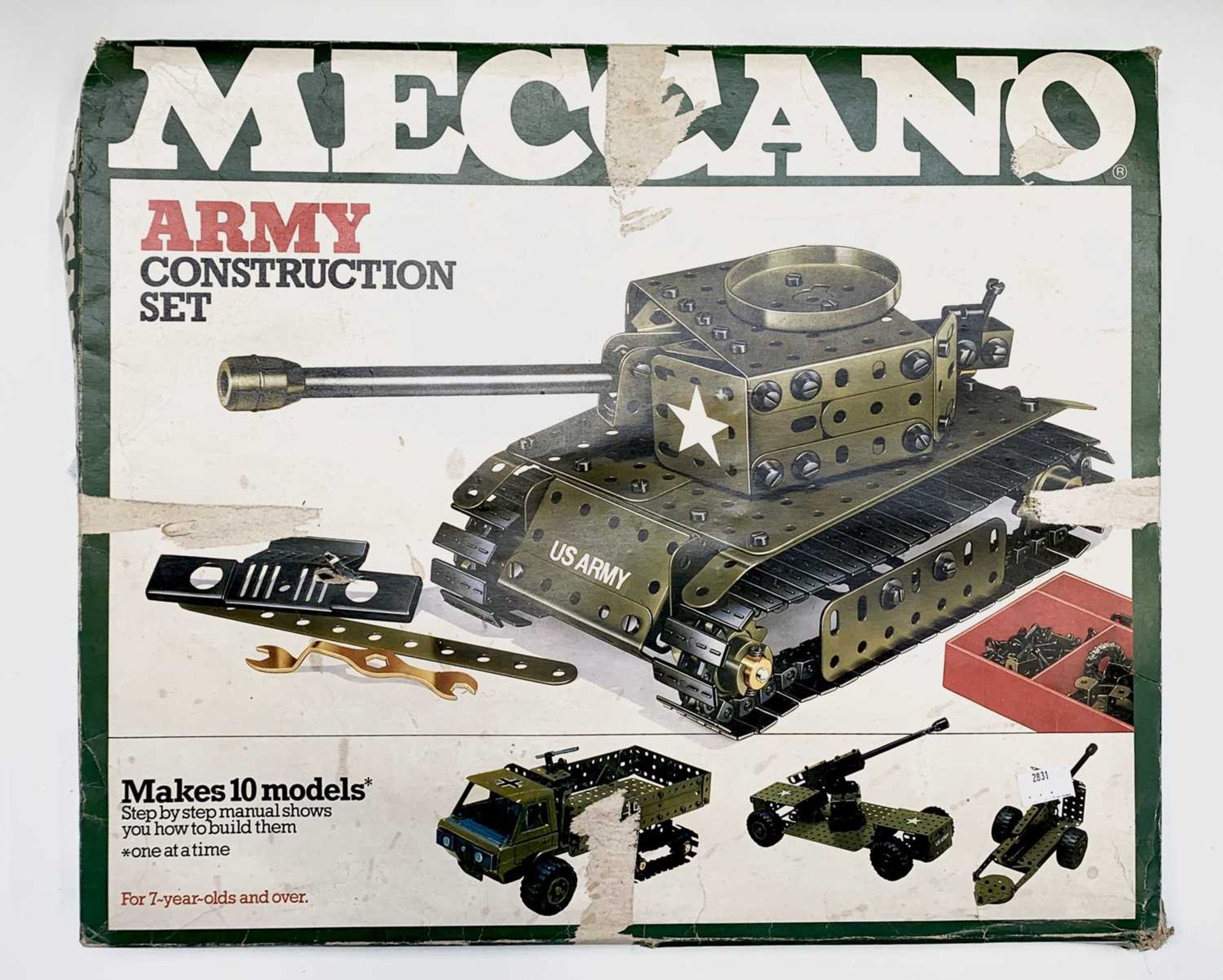 Meccano - A collection of Meccano items viz: A Meccano army set (incomplete) with contents; - Image 4 of 6