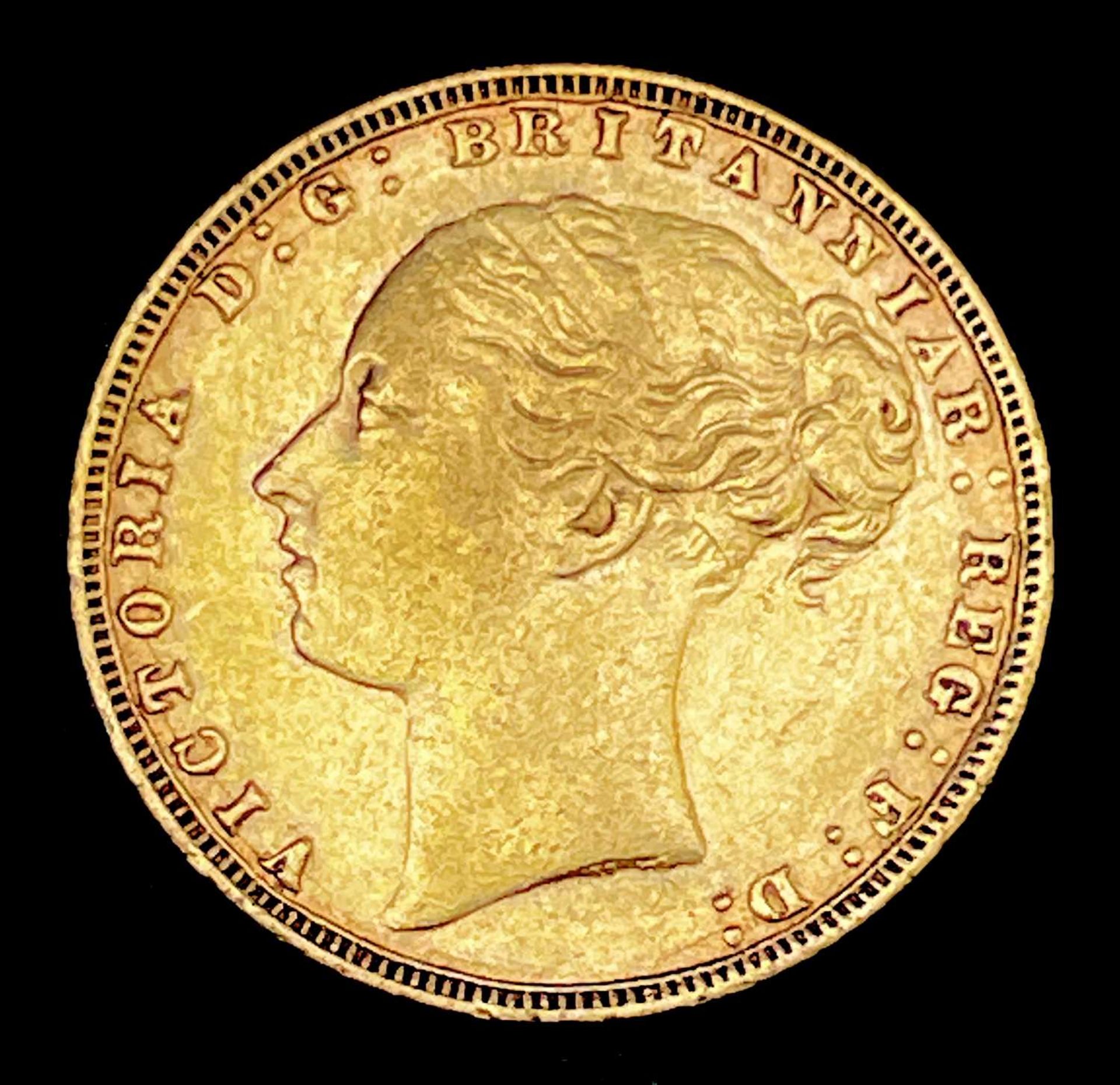 Great Britain Gold Sovereign 1884 George & Dragon Condition: please request a condition report if - Image 2 of 5