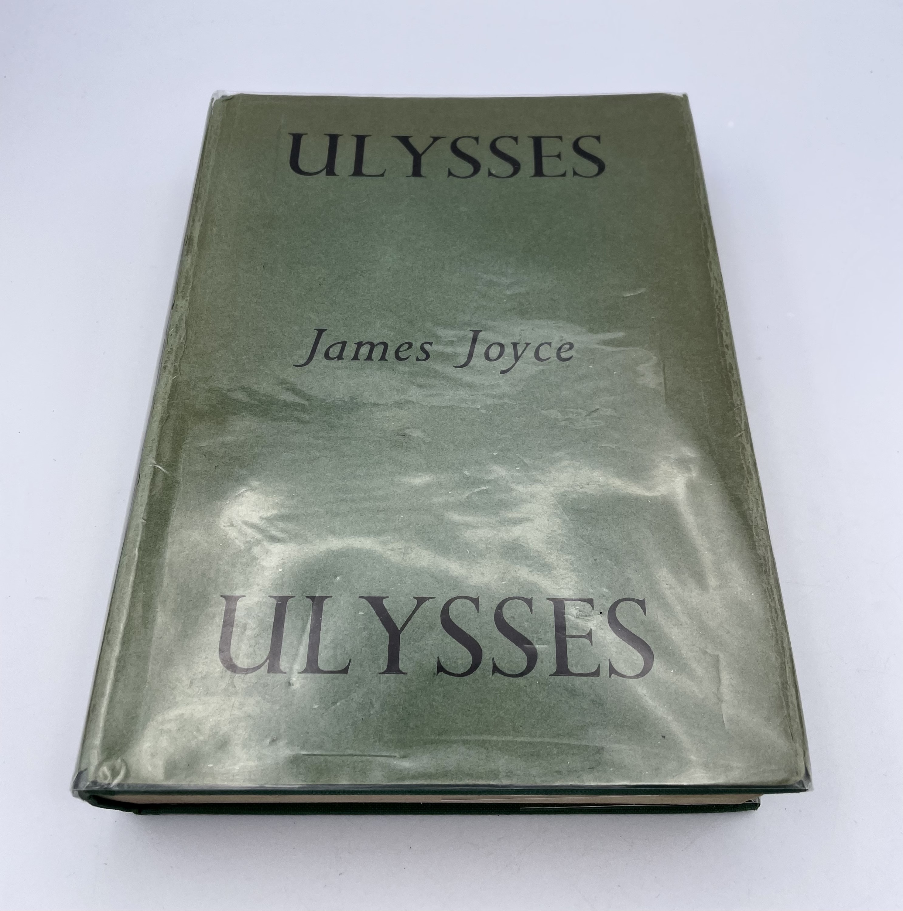 JAMES JOYCE. 'Ulysses.' Original cloth, unclipped dj, The Bodley Head, 1958. Condition: please