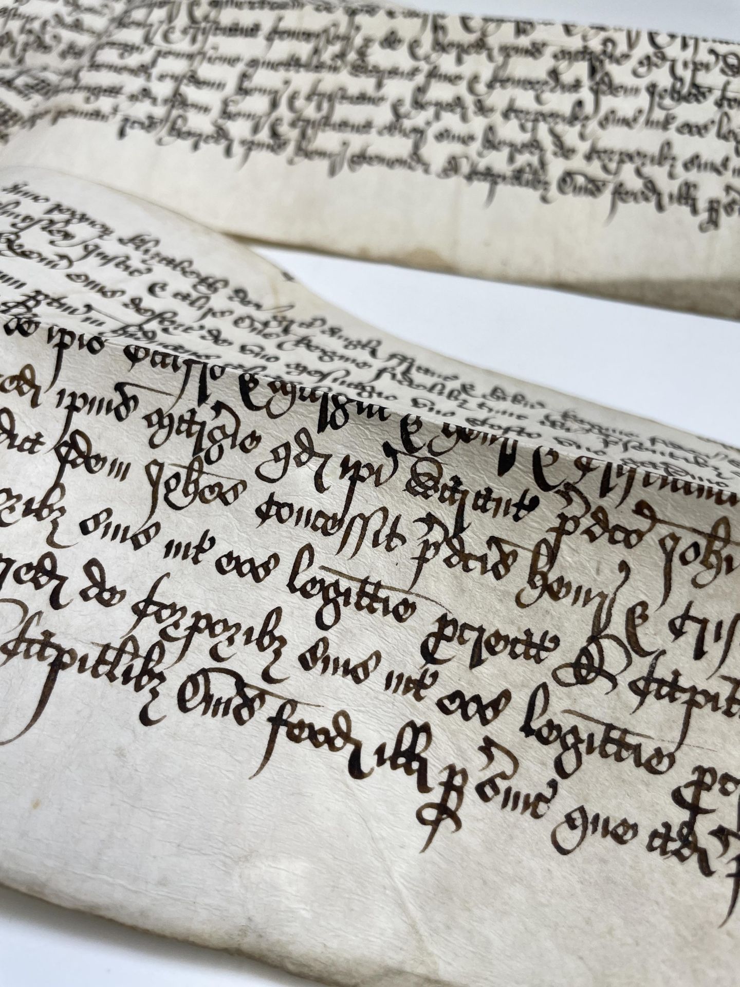 ENYS-GALPIN Two rare Elizabethan Indentures dated 1588. Condition: please request a condition report - Image 10 of 11