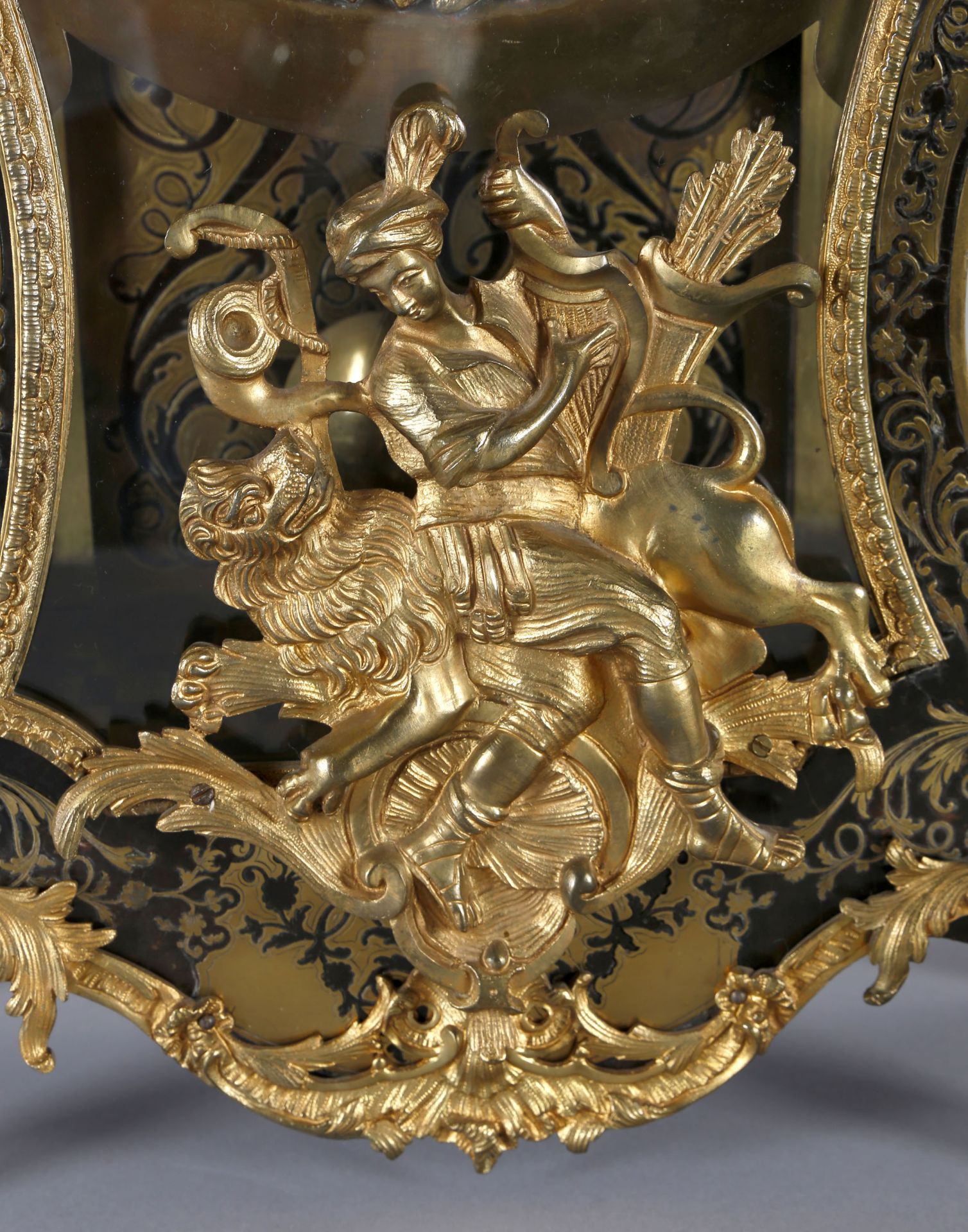 Prächtige Boulle-Pendule, oben mit Athena und Orpheus auf der Tür, Frankreich, wohl Paris, Mitte 19. - Bild 4 aus 6