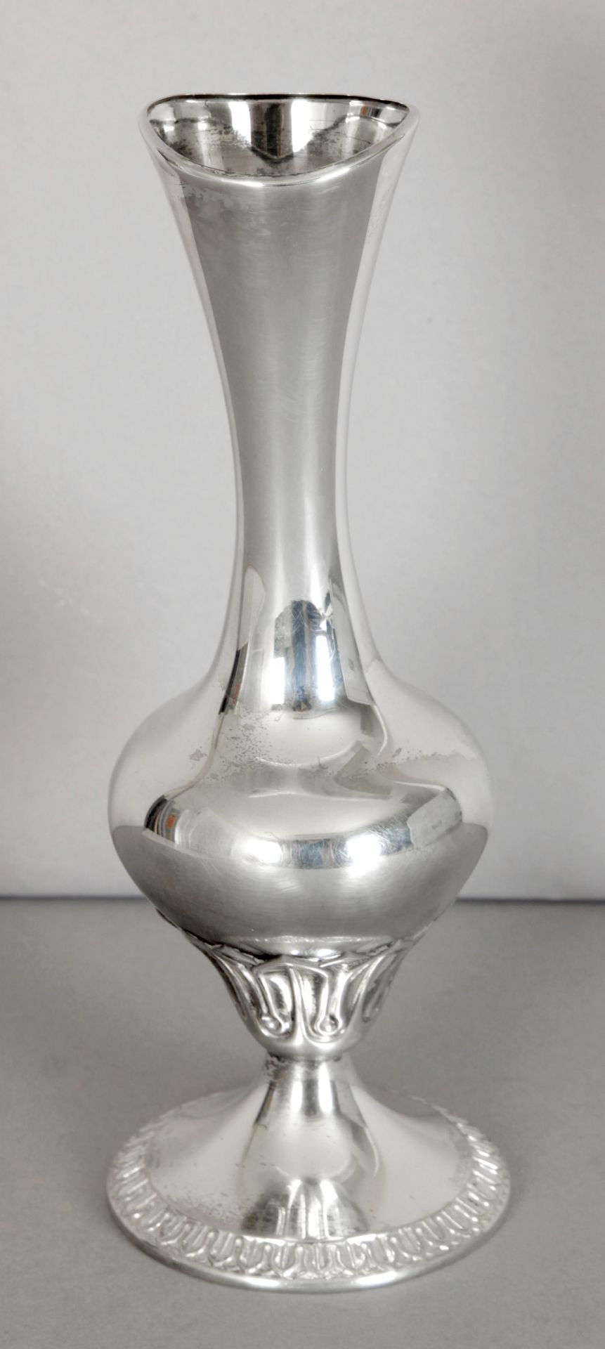 Hübsch verzierte Vase, 925er Sterling Silber, Otto Wolter, Schwäbisch Gmünd, Mitte 20. Jh.