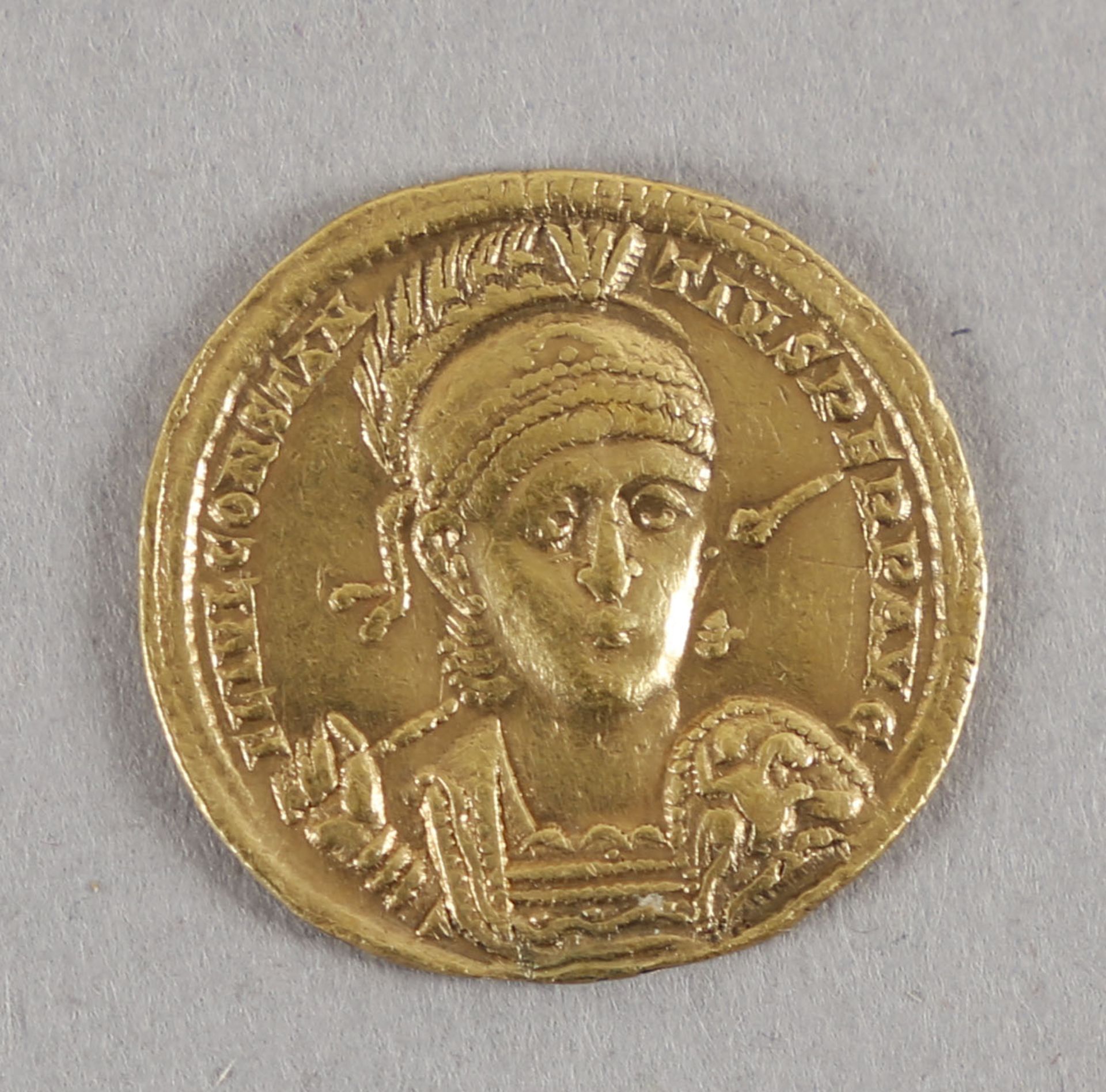 Antike römische Goldmünze (Solidus), Constantius II.