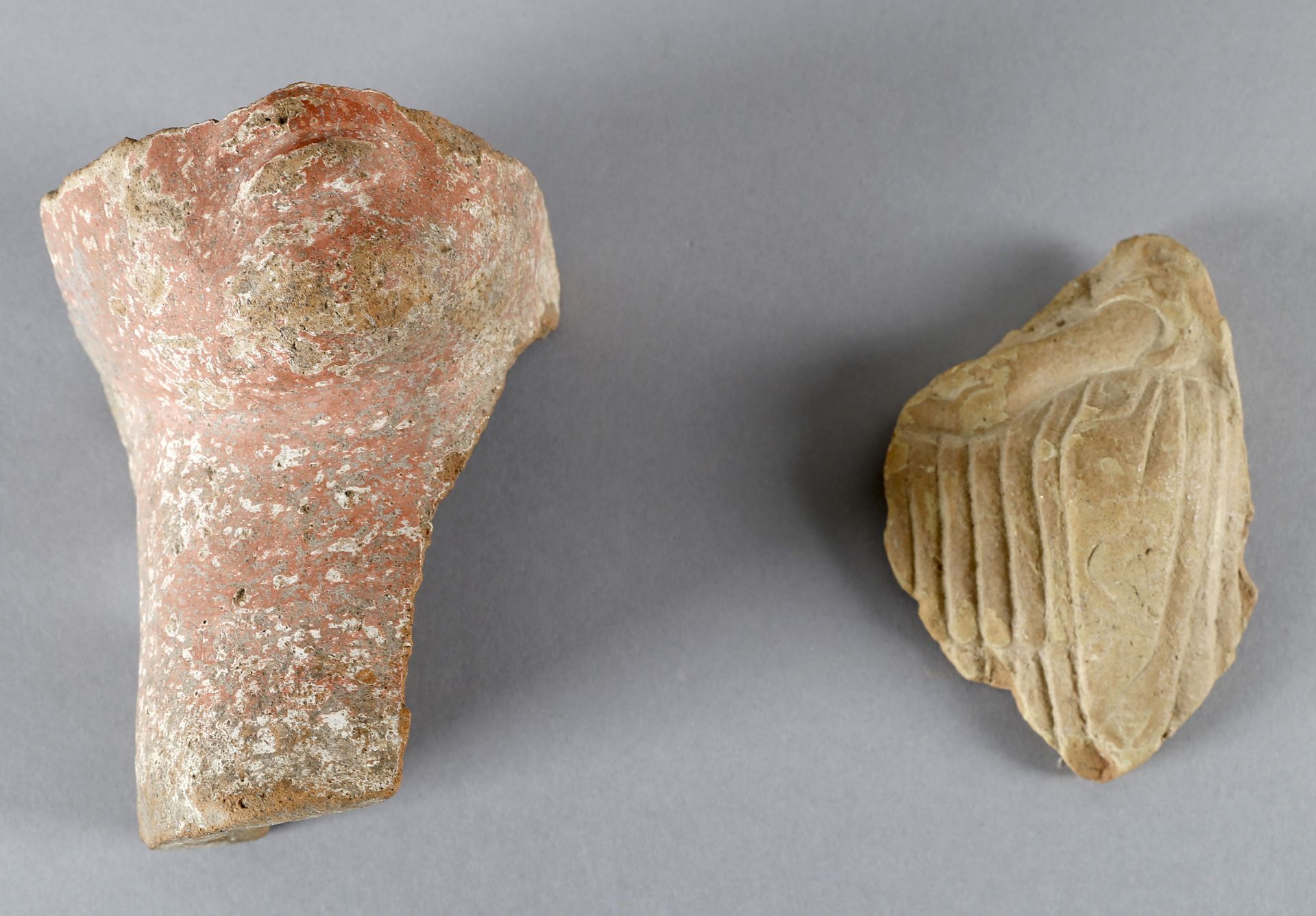 Zwei antike Figurenfragmente