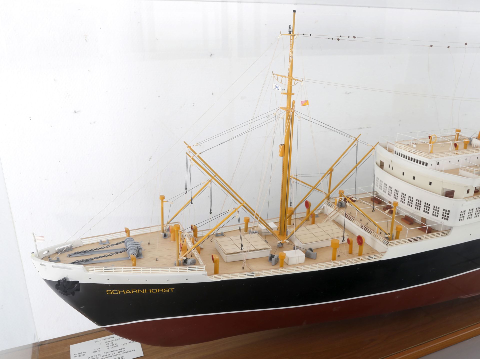 Schiffsmodell 'Scharnhorst' (Passagierschiff NDL 1935), Maßstab 1:100 - Bild 6 aus 6