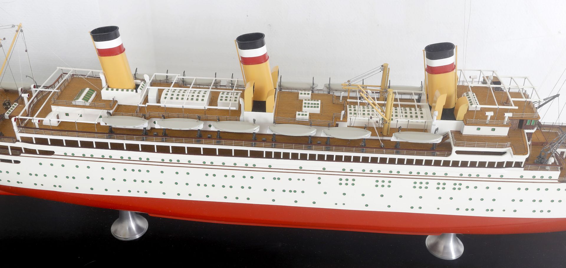 Schiffsmodell 'Reliance' ex 'Johann Heinrich Burchard', Maßstab 1:150, Jens Hachmann 2006 - Bild 4 aus 5