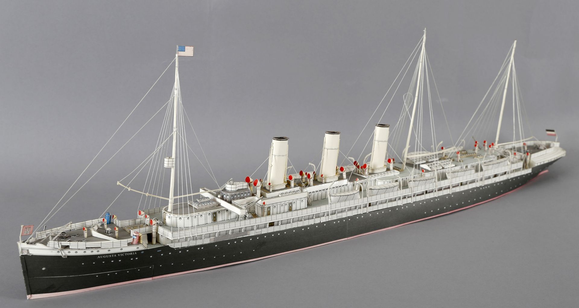 Papierschiffsmodell Schnelldampfer 'Augusta Victoria', Maßstab 1:250