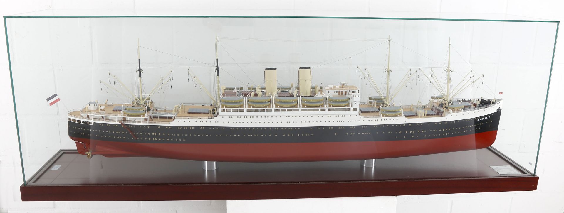 Schiffsmodell 'Albert Ballin' (Doppelschrauben Turbinendampfer), Maßstab 1:100, Berkefeld & Möller O - Bild 2 aus 5