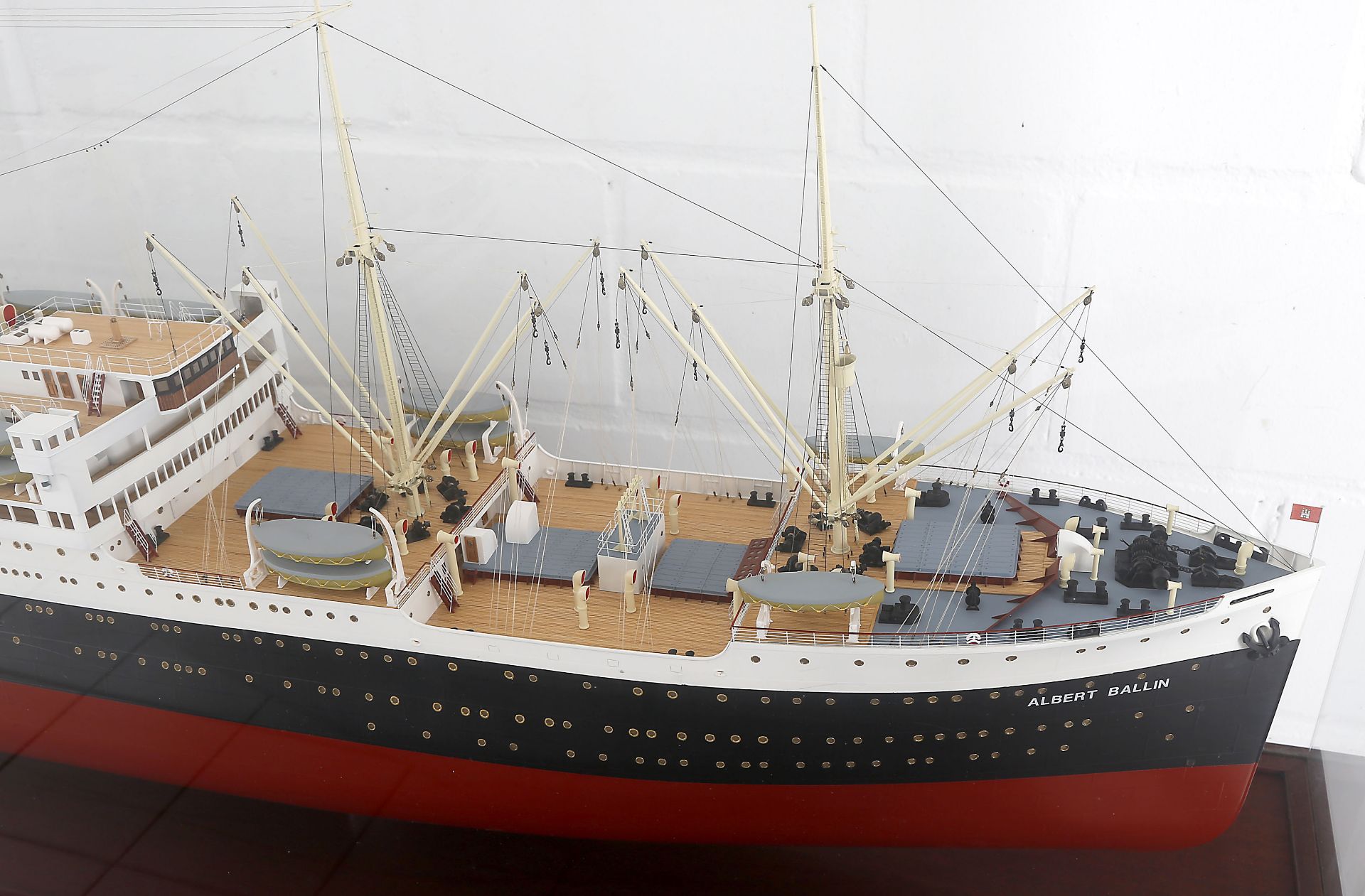 Schiffsmodell 'Albert Ballin' (Doppelschrauben Turbinendampfer), Maßstab 1:100, Berkefeld & Möller O - Bild 5 aus 5
