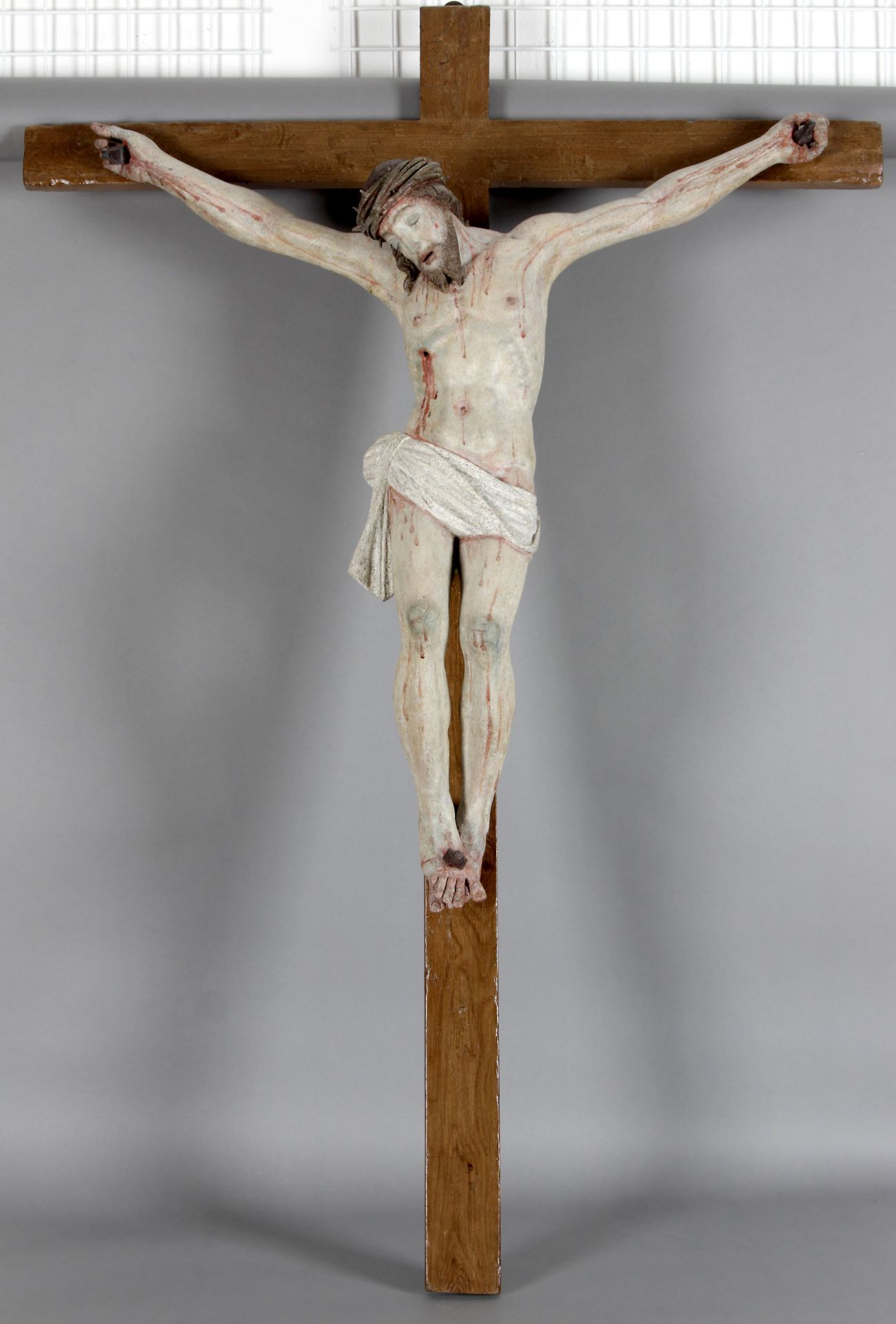 Kruzifix, farbig gefasste Holzskulptur, Italien, 17. Jh.