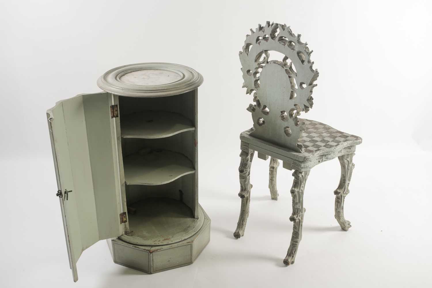 A 19th century Continental carved and painted "Rustic" hall chair and a Victorian-style circular - Image 5 of 8