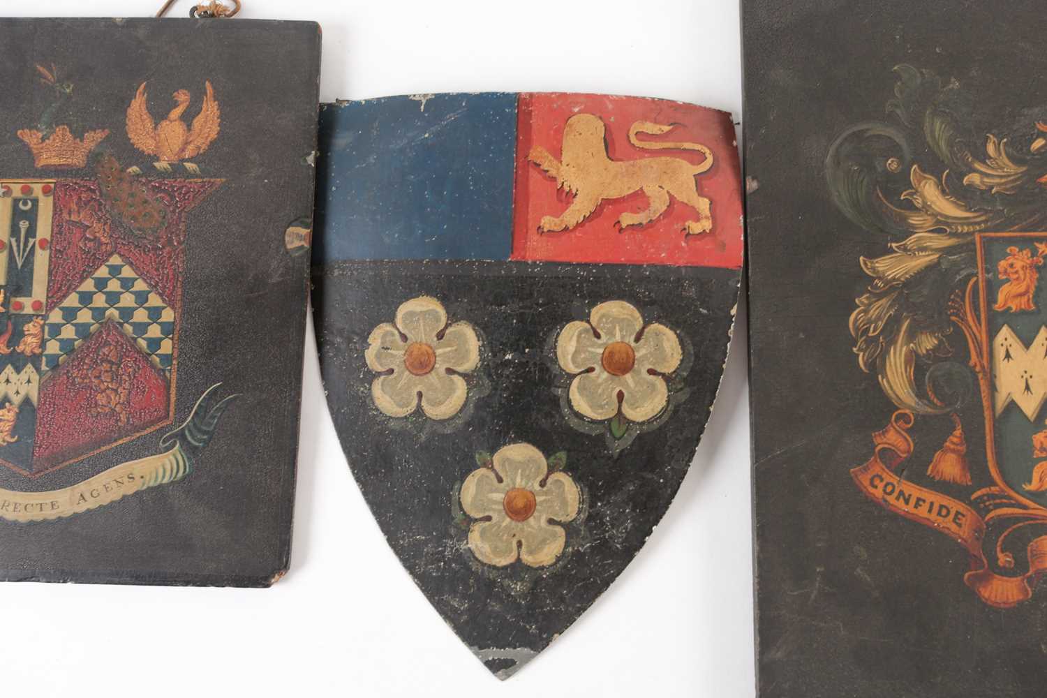 A group of three antique coach/carriage plaques, coats of arms, the largest 30.5 cm x 25 cm. - Image 3 of 21