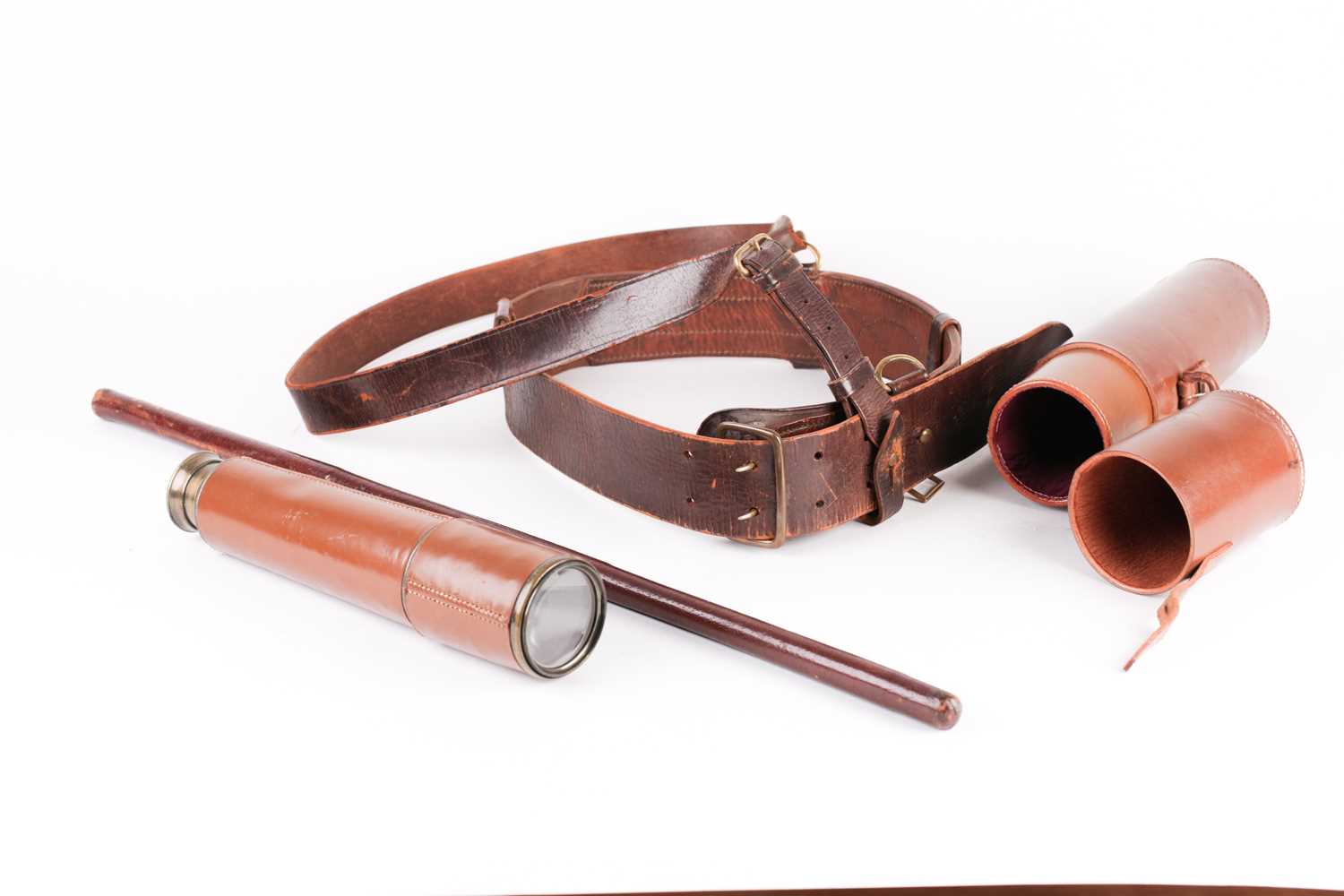 A WW2, B.C & Co Mk IIs, scout regiment, sniper's spotter telescope. The Three draw body with leather
