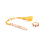 A 9ct yellow gold retractable toothpick, the case with engine-turned decoration, swivel movement,